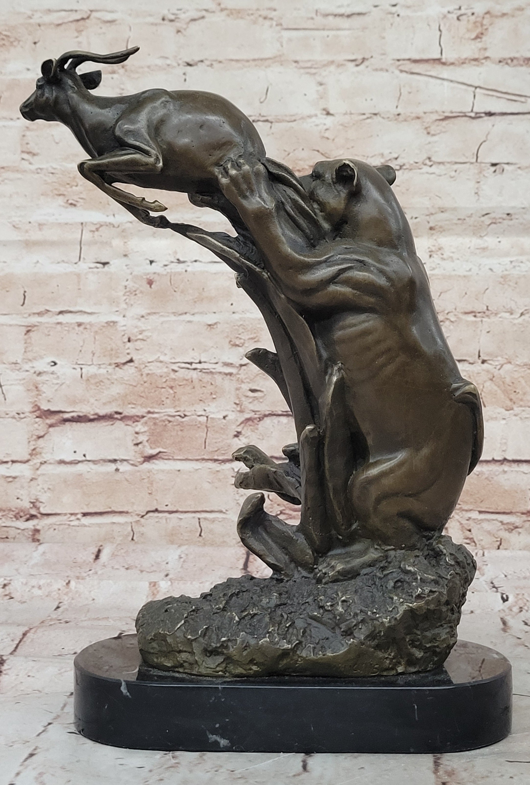 Confrontation between Mountain Lion and Gazelle Hot Cast Bronze Sculpture
