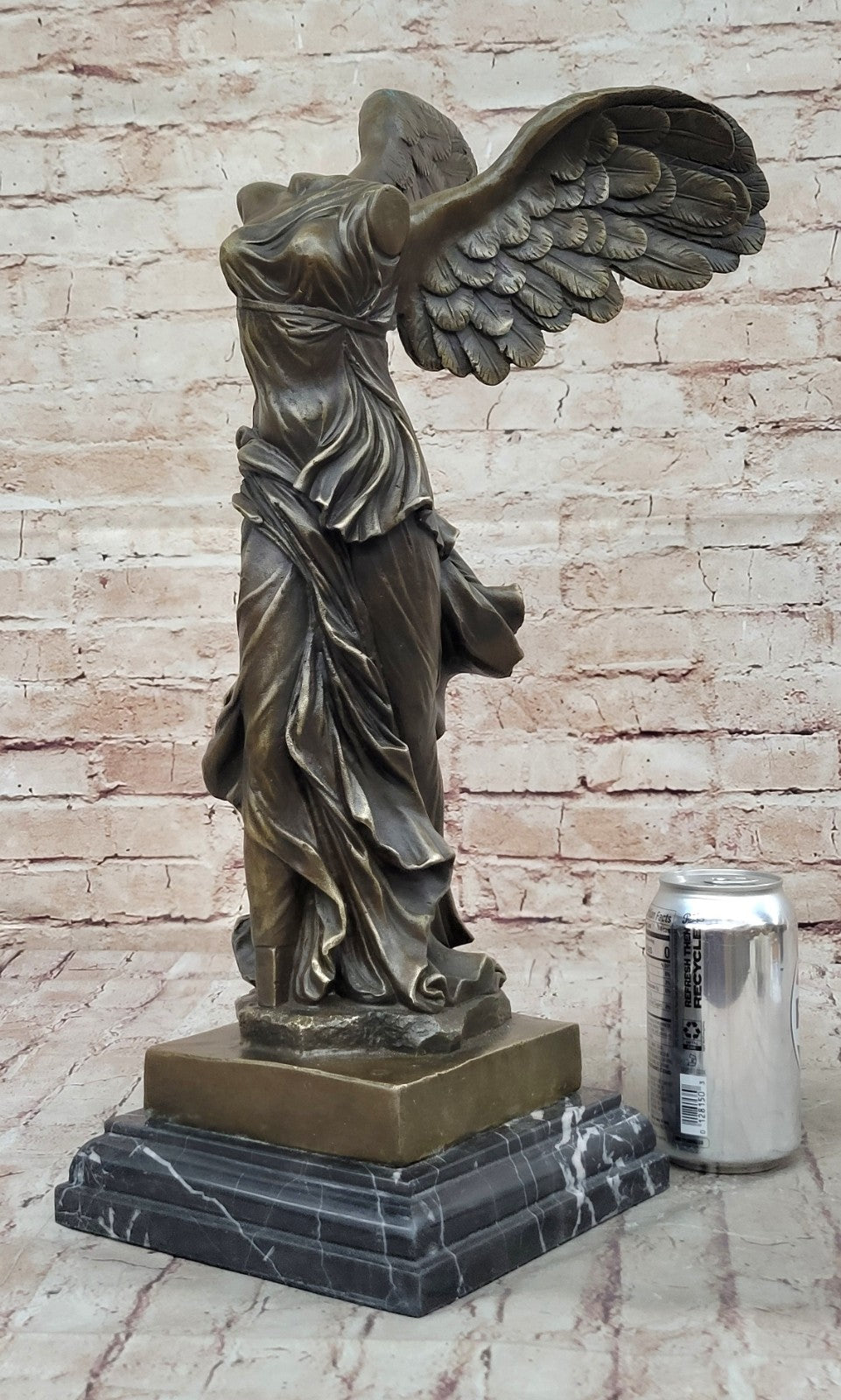 Hot Cast Hand Made by Lost Wax Method Nike Bronze Sculpture Statue Sale