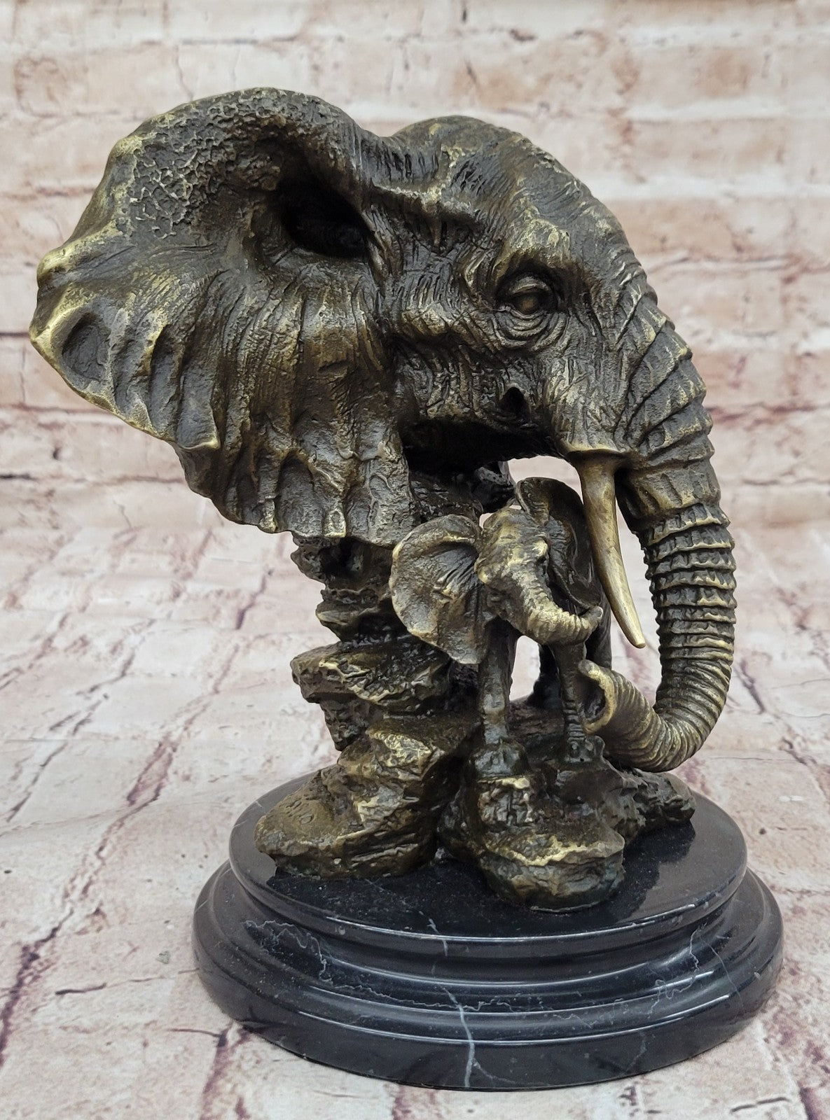 Bronze Sculpture Mother African Elephant and Baby Hot Cast Made by Lost Wax Deal