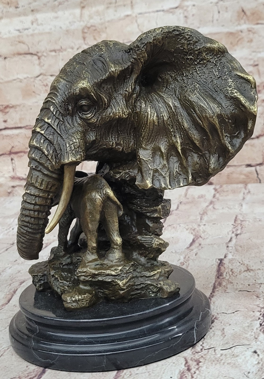 Bronze Sculpture Mother African Elephant and Baby Hot Cast Made by Lost Wax Deal