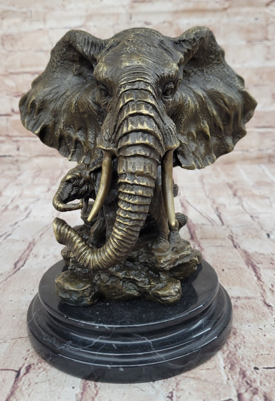 Bronze Sculpture Mother African Elephant and Baby Hot Cast Made by Lost Wax Deal