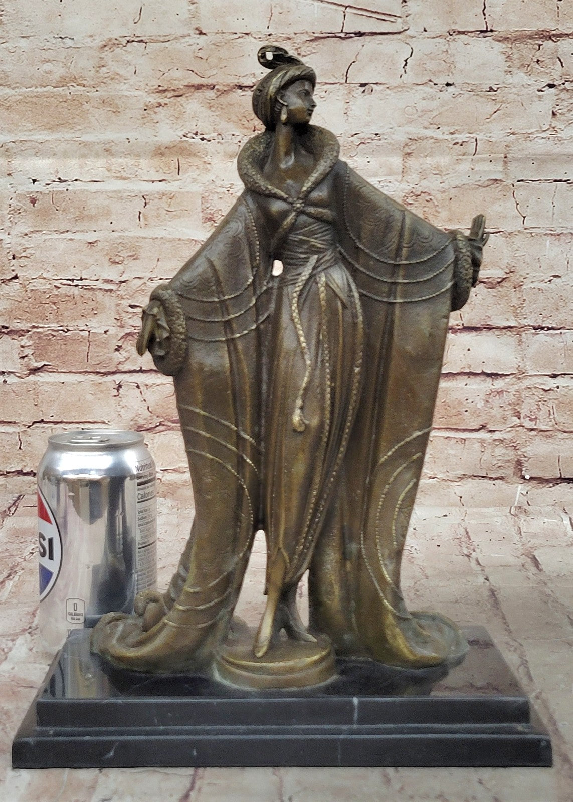 Fashionable Home Decorations Living Room Creative Bronze Crafts Sexy Lady Figure