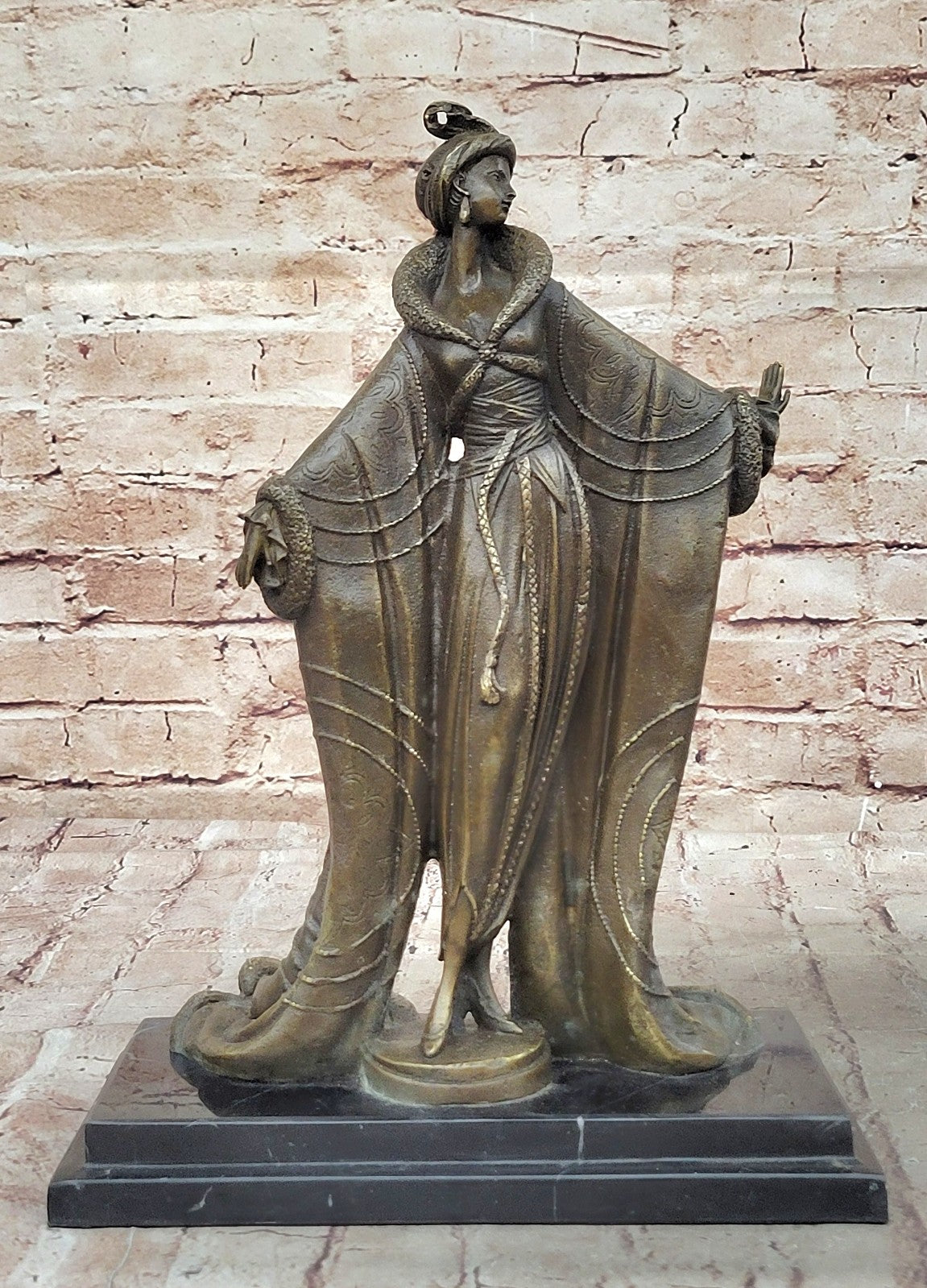 Fashionable Home Decorations Living Room Creative Bronze Crafts Sexy Lady Figure