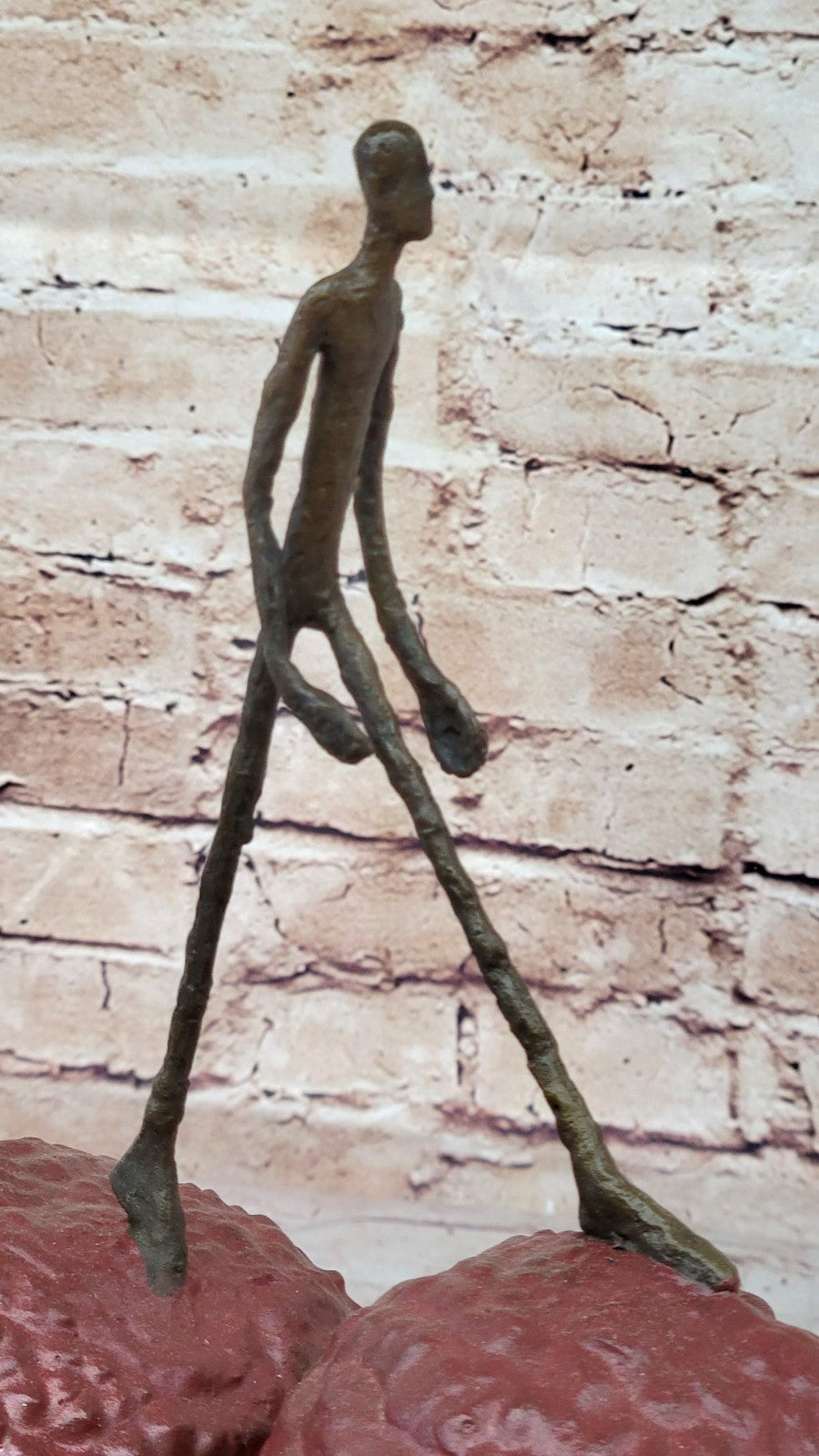 45 cm Bronze “Walking Man” Sculpture – Giacometti Style Modern Art Skulptur on Marble Base