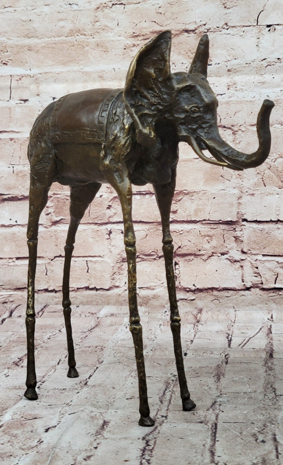 Museum Surreal Genuinen Bronze Sculpture, signed Salvador Dali. Picasso era Sale