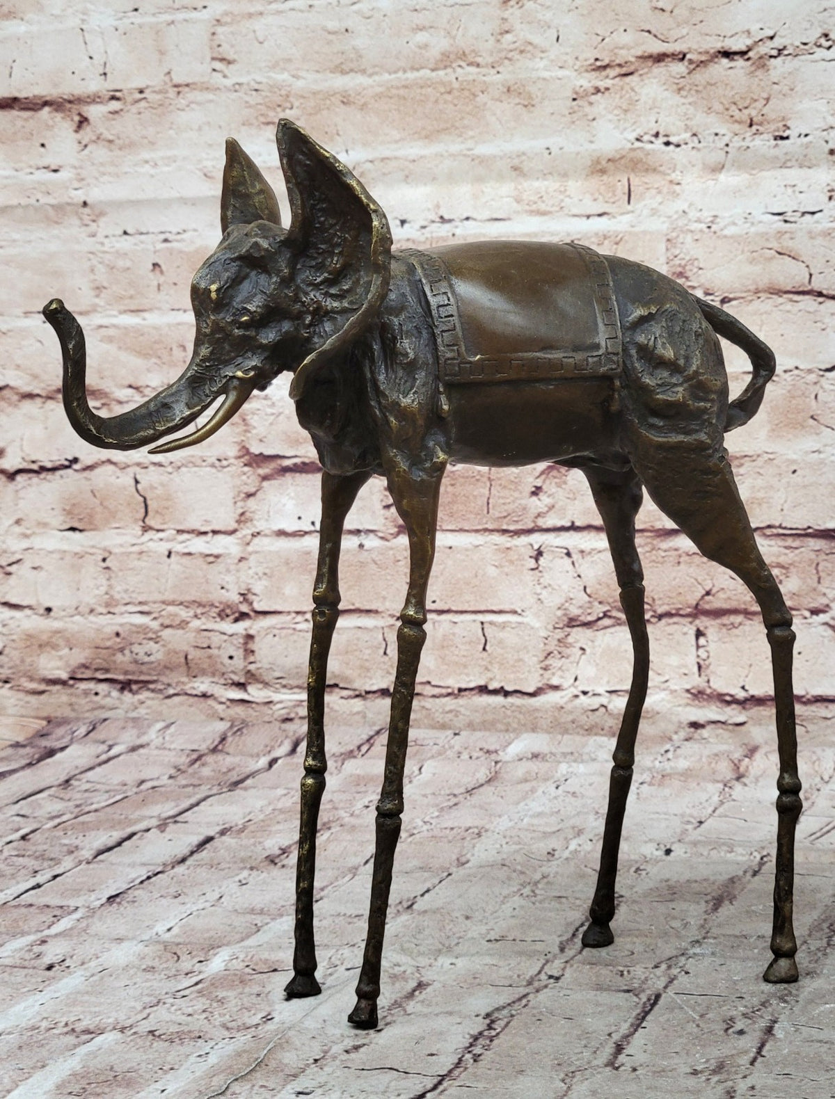 Museum Surreal Genuinen Bronze Sculpture, signed Salvador Dali. Picasso era Sale