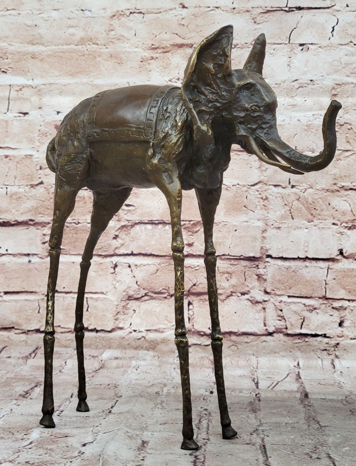 Museum Surreal Genuinen Bronze Sculpture, signed Salvador Dali. Picasso era Sale