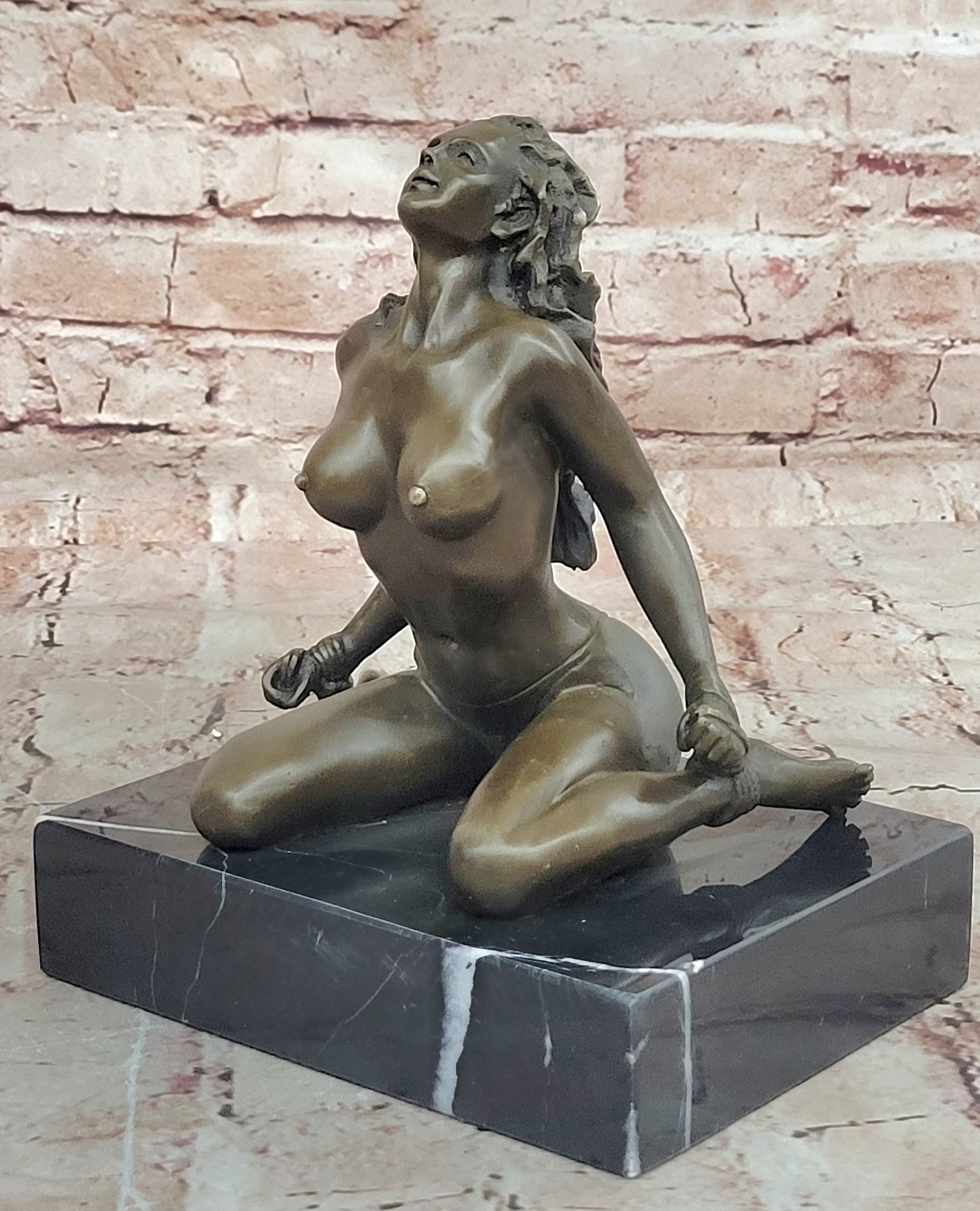 Handcrafted bronze sculpture Base Hot Cast Home office Decoration Nude Decor