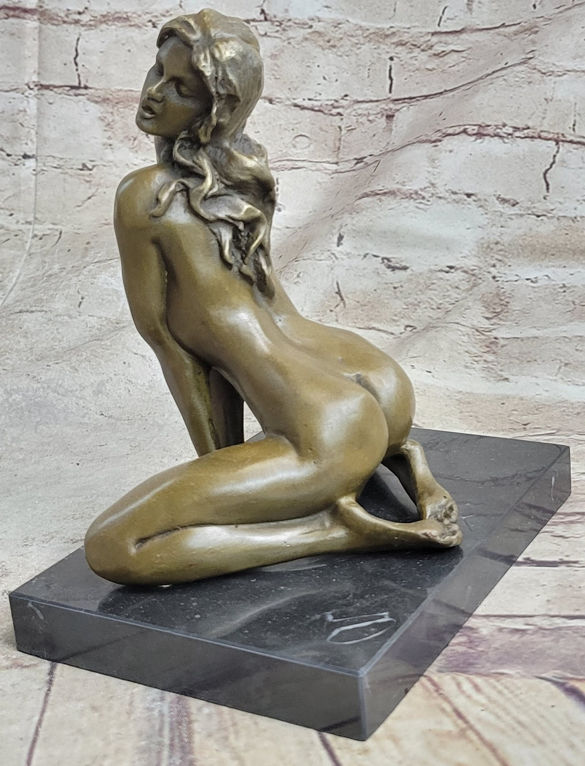 Erotic Art / Vienna Bronze Statue - Striptease - signed by Artist Naked Nude Decor