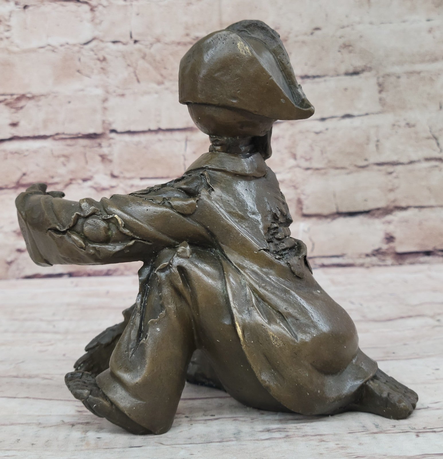 Handcrafted bronze sculpture SALE Figural Holder Wine Skeleton Pirate Cast Hot