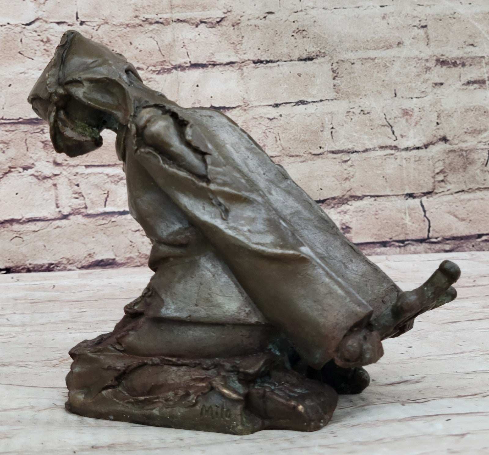 Skelton Laying Wine Holder Bronze Statue Sculpture Figurine Hot Cast Art Décor