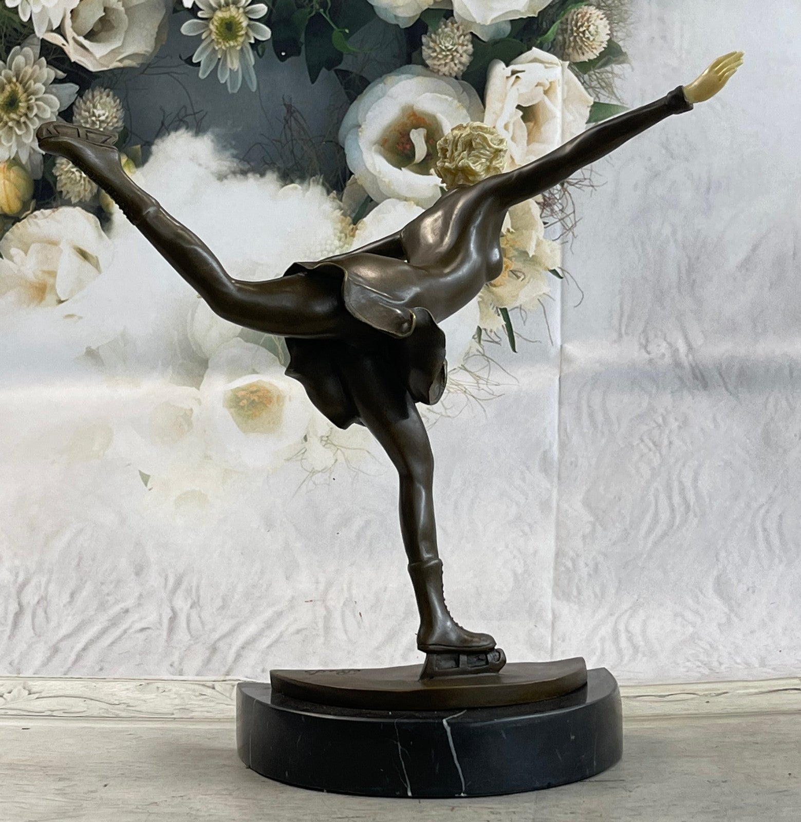 Hand Made Detailed Skater Woman Bronze Hot Cast Sculpture Figurine Decor Sale