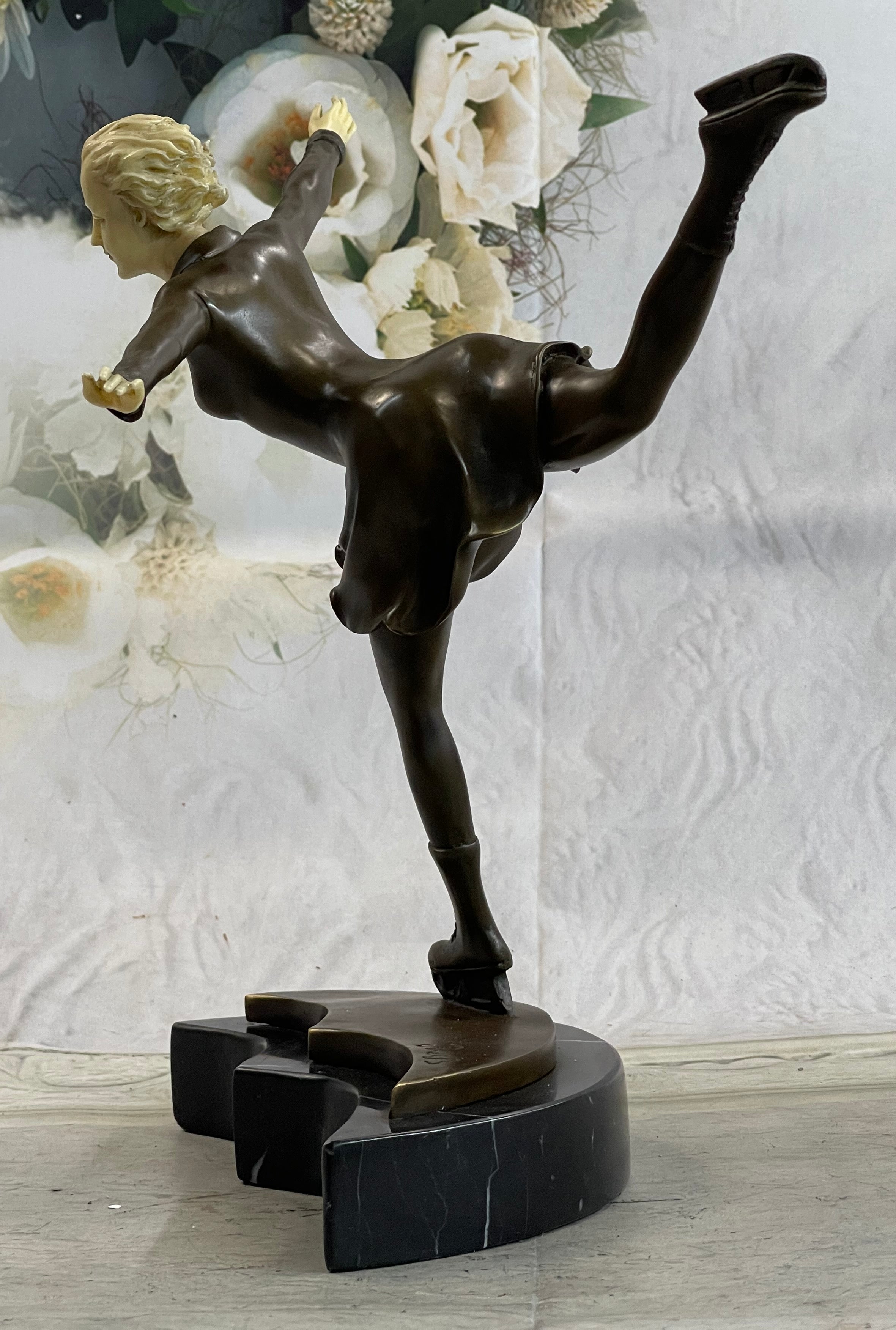 Hand Made Detailed Skater Woman Bronze Hot Cast Sculpture Figurine Decor Sale