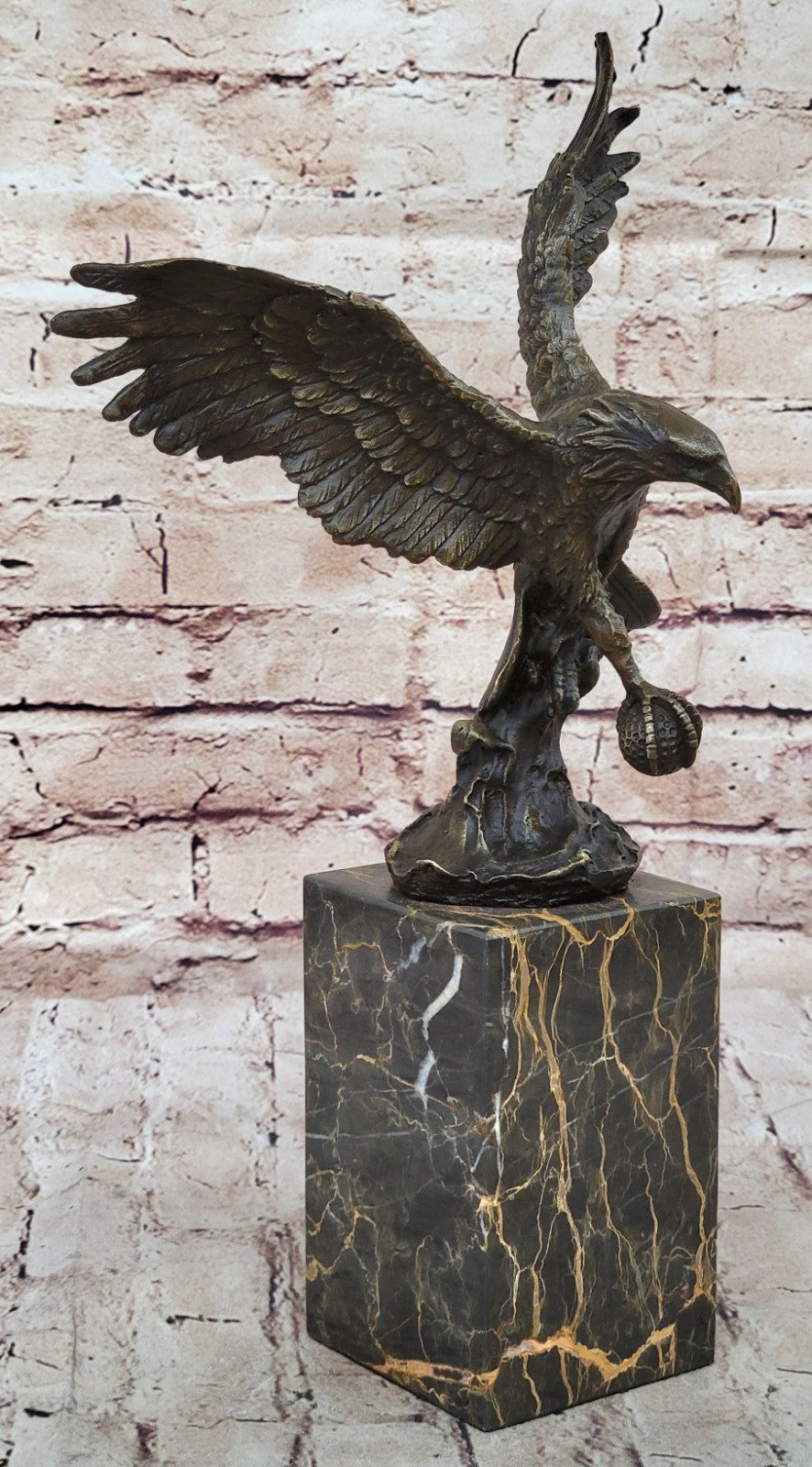 Bald Eagle Genuine bronze sculpture, signed Milo, finest USA Casting Decor