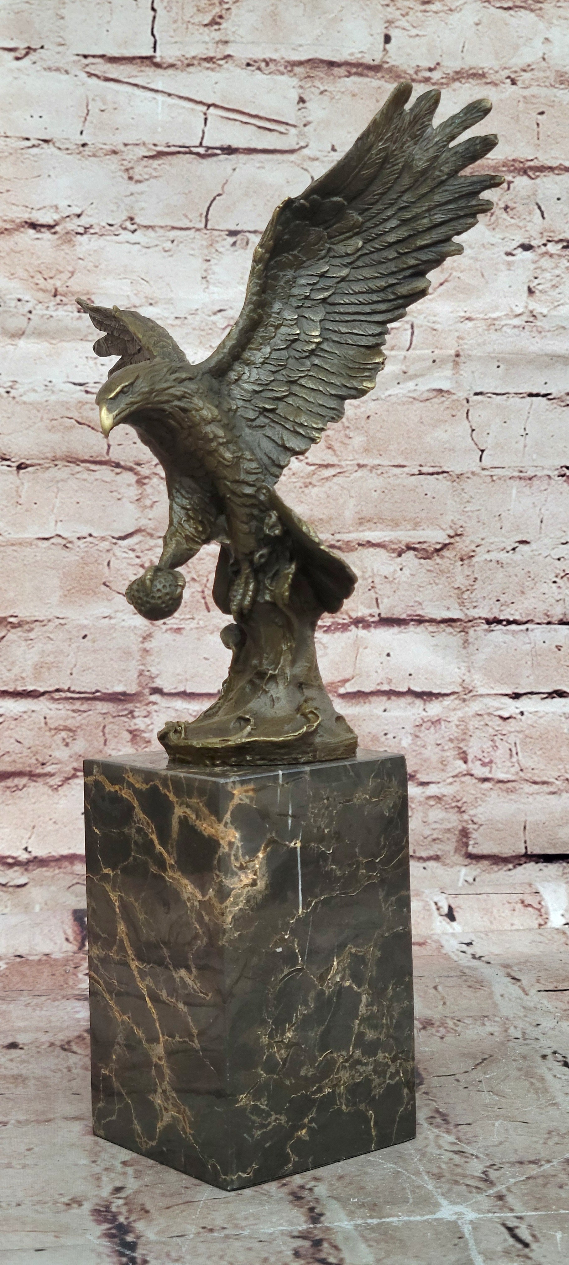 Bald Eagle Genuine bronze sculpture, signed Milo, finest USA Casting Decor