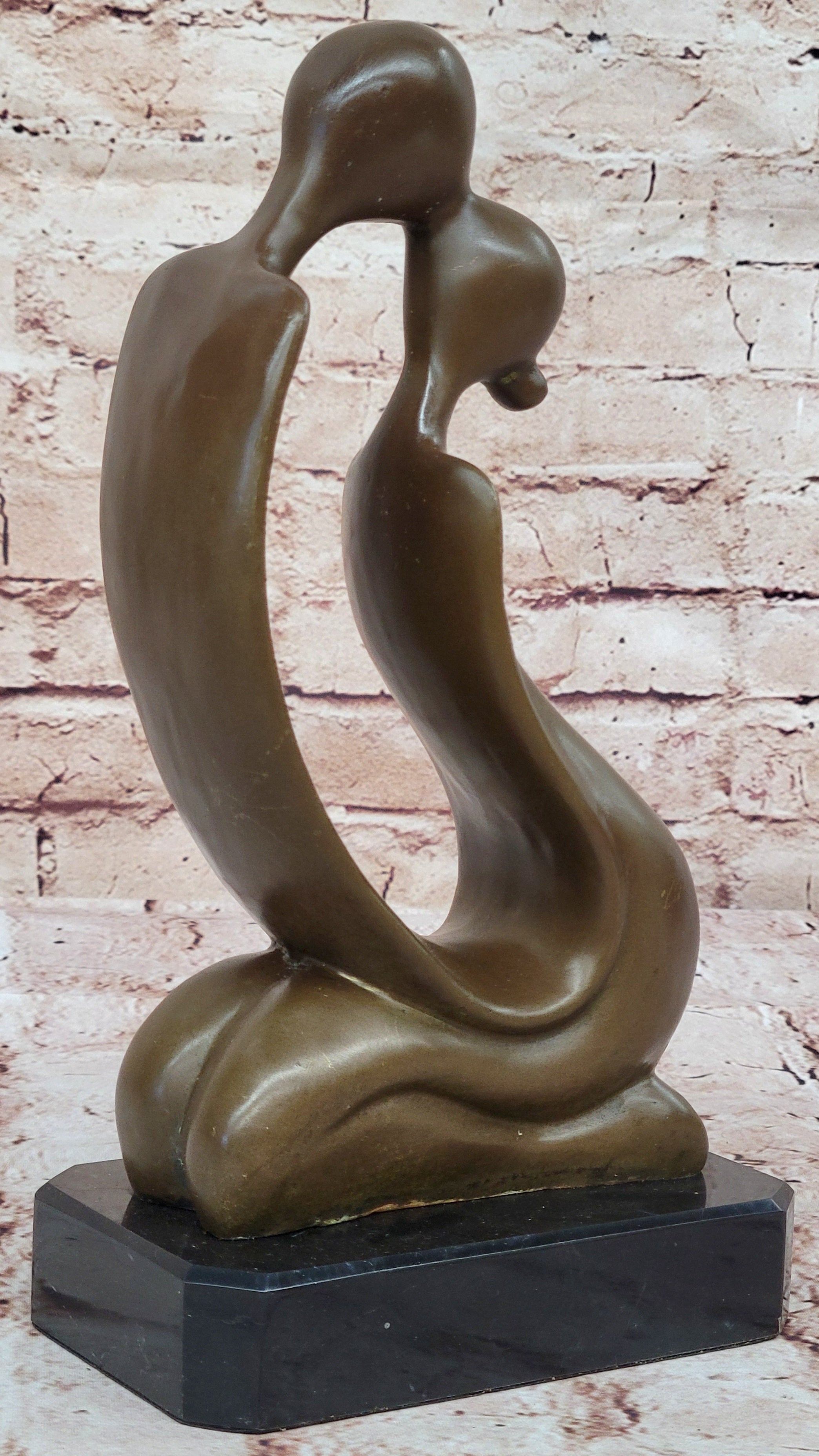 Handmade Modern Art Kissing Pair Bronze Sculpture Lost Wax Method Decor