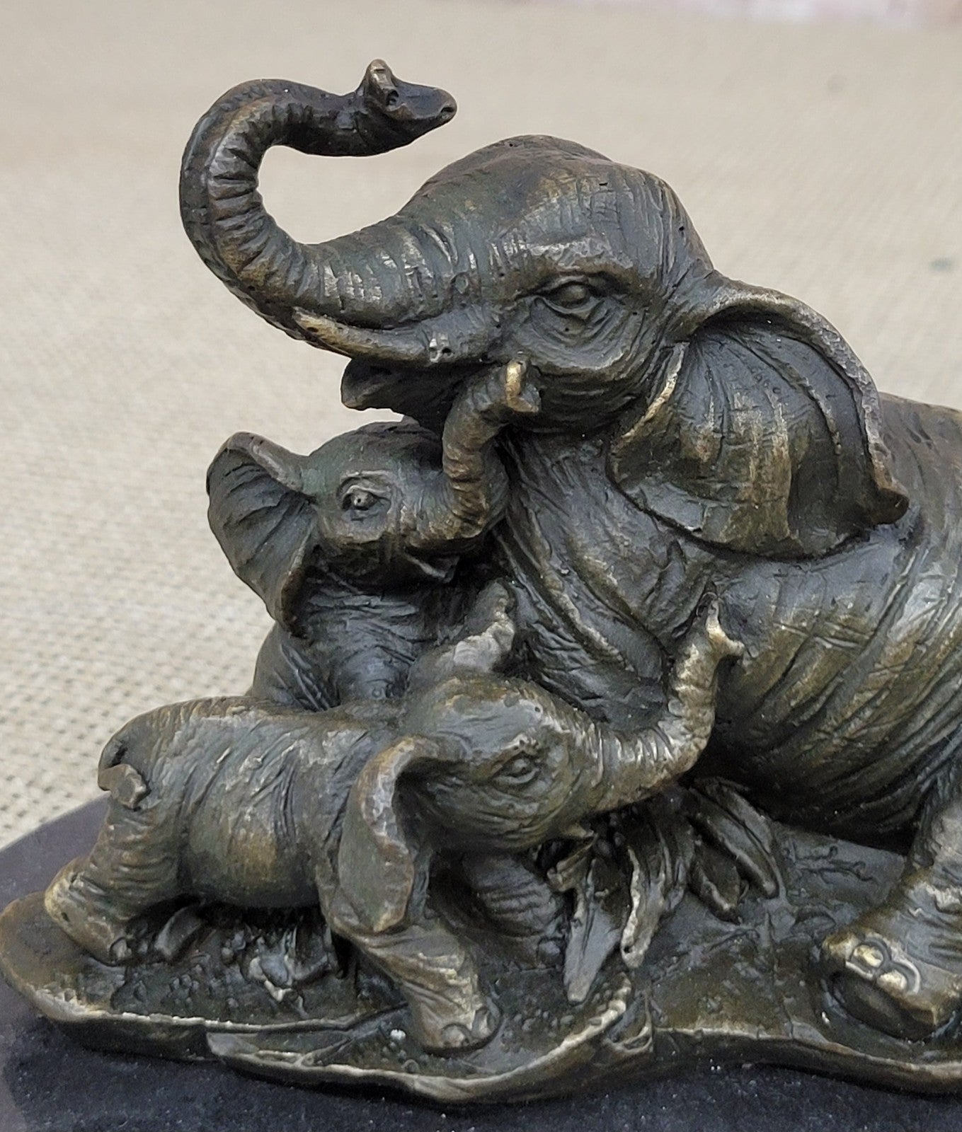 Bronze Sculpture Vienna African Elephant and Babies Wildlife Hot Cast Decor Gift