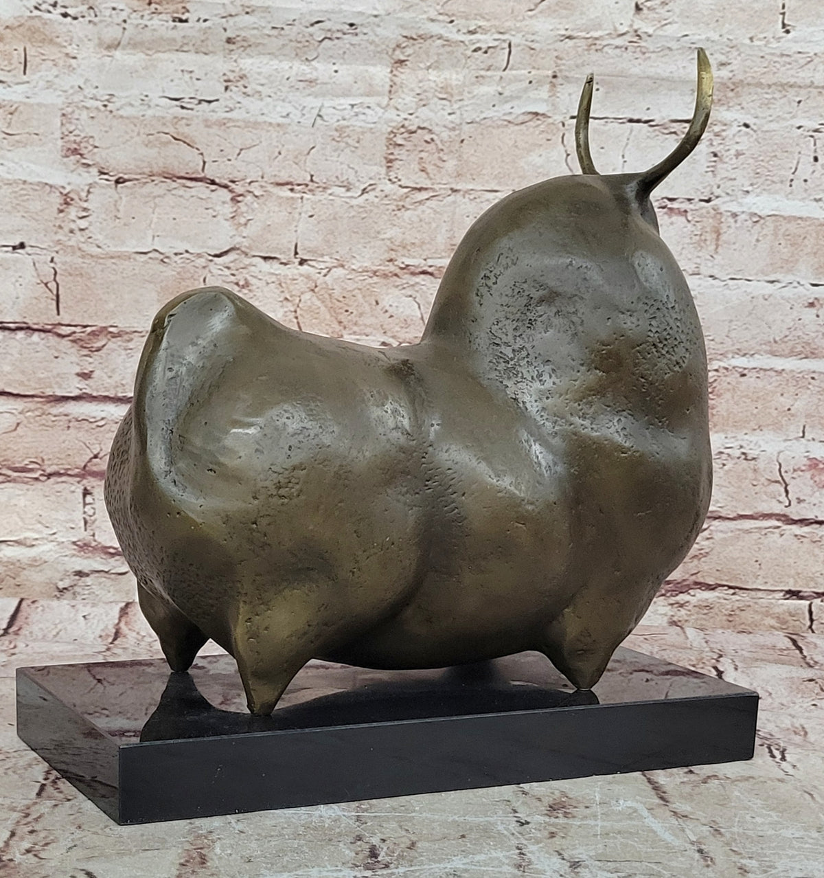 The Bull, Fernando Botero (Bronze Sculpture) Hot Cast Handcrafted Figurine Figur