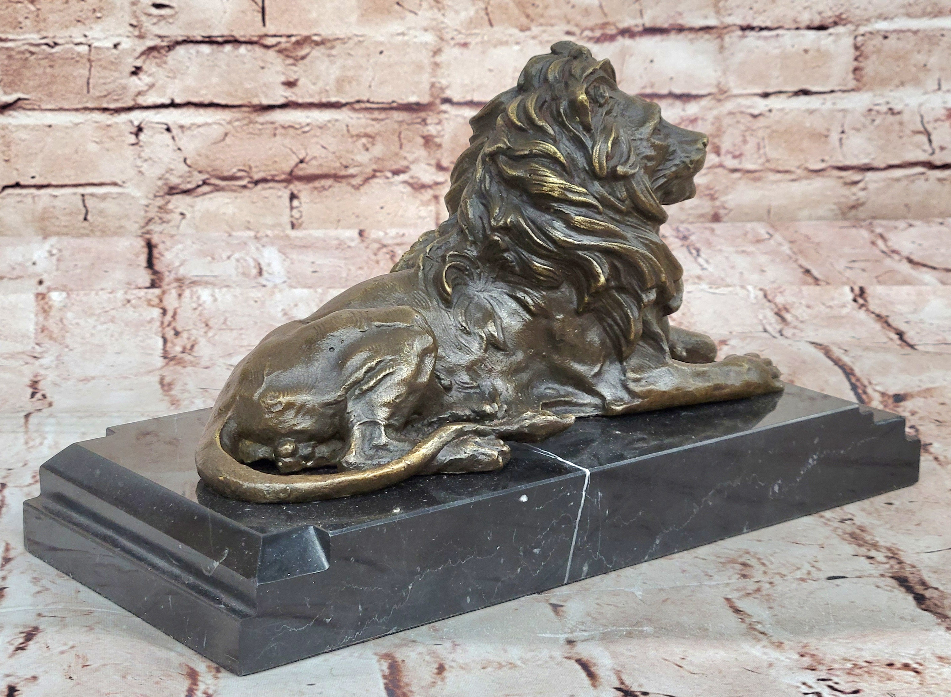 Handcrafted Mantle Decoration African Lion by Barye Bronze Sculpture Figurine