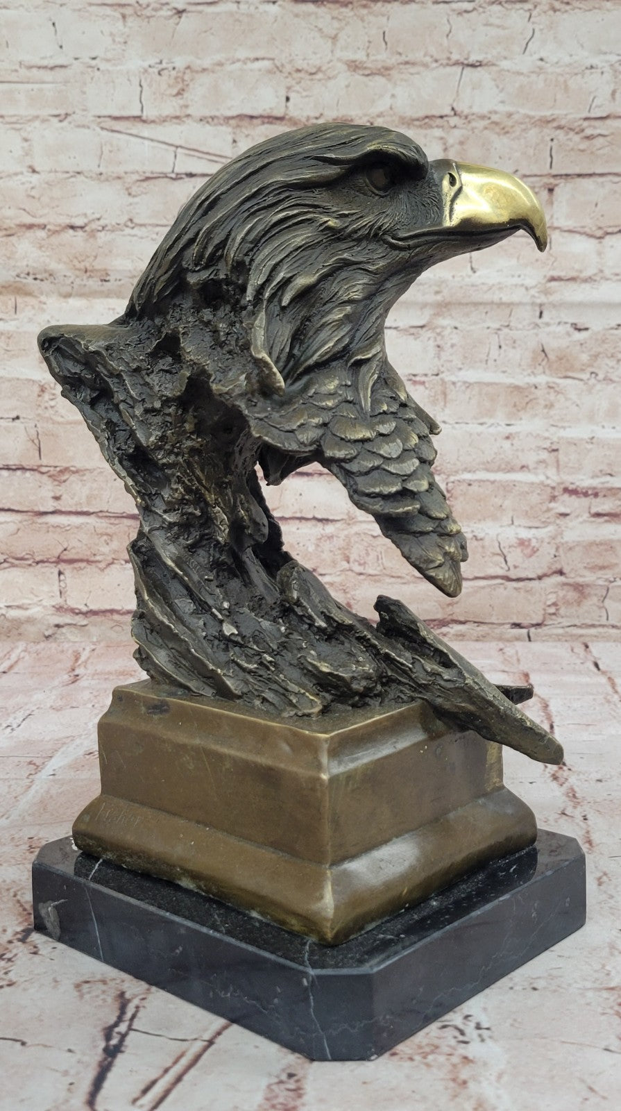 American Eagle with Feather Detailed Hot Cast Bronze Sculpture Classic Artwork