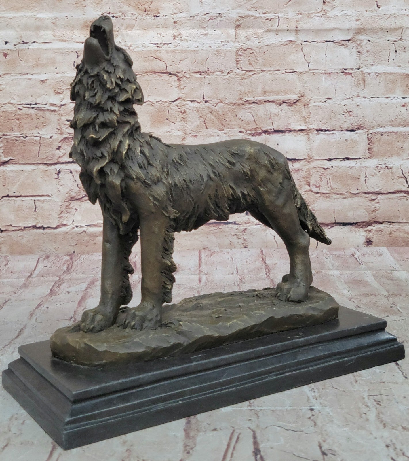 Hot Cast Bronze Wolf Howling Sculpture Signed Original by Milo Cabin Home Decoration
