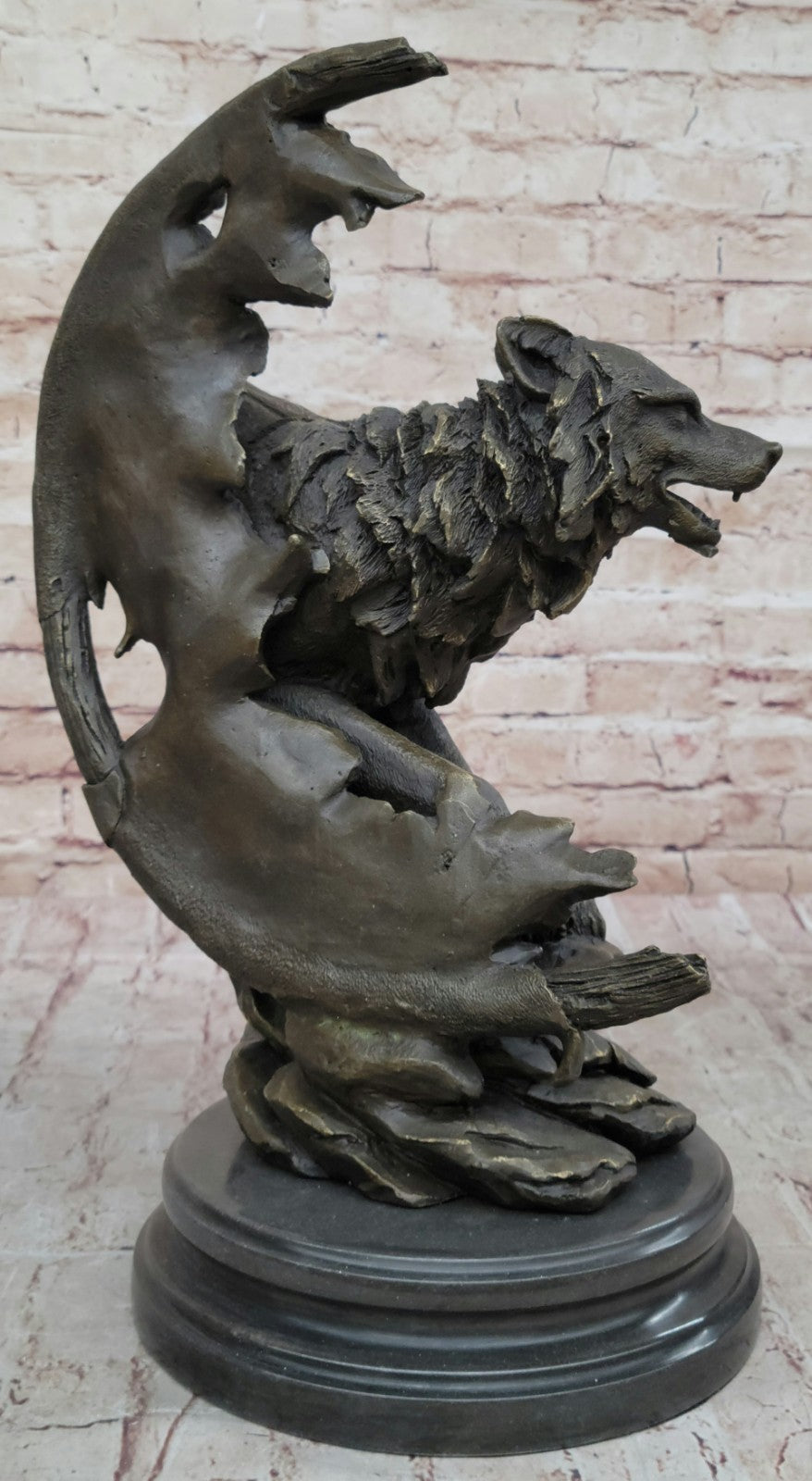 Bronze Sculpture Massive Howling Wolf With Crest Moon Home Decoration Decor Sale
