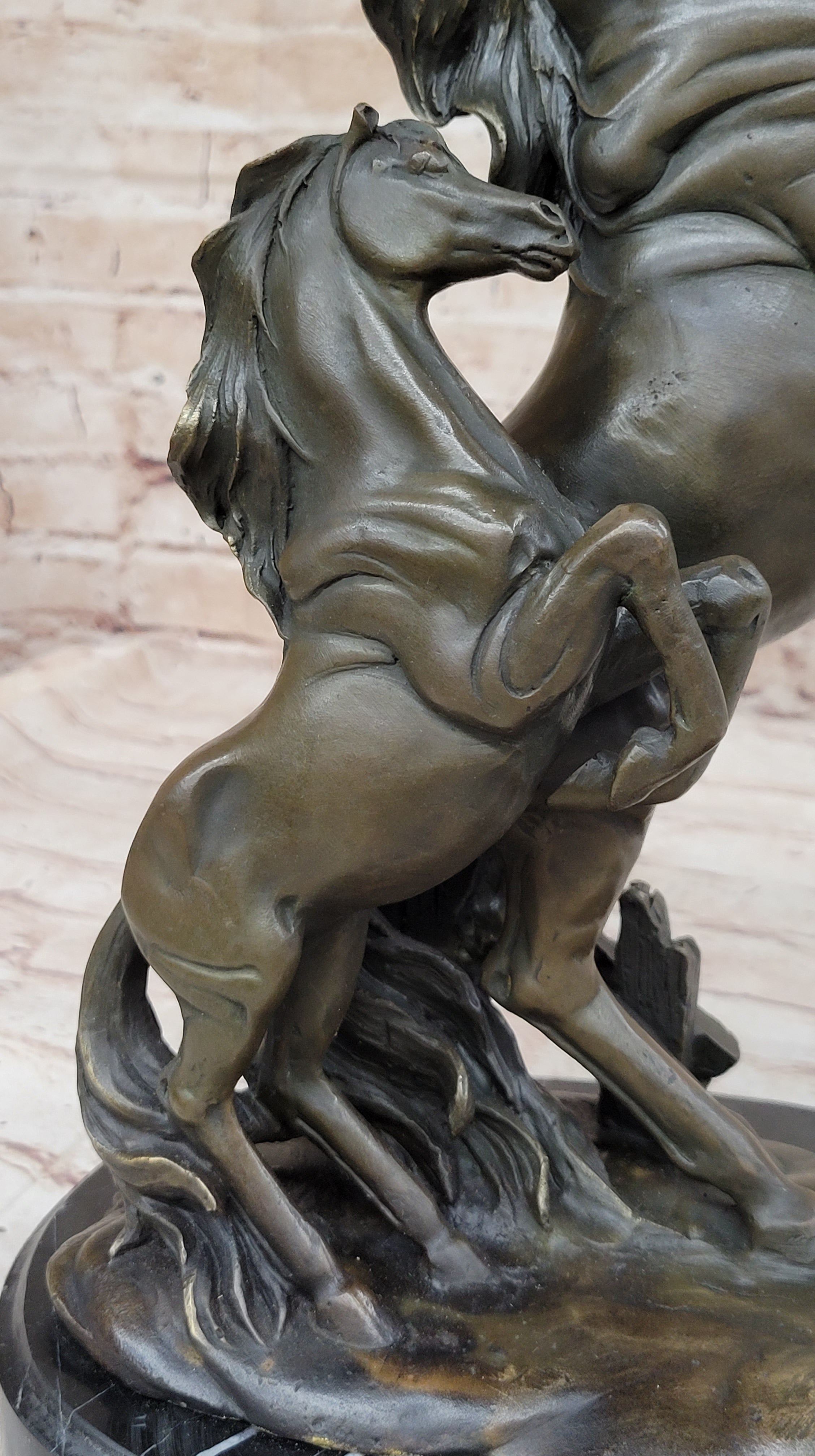 HORSES REARING BRONZE COLLECTABLE FIGURINE BEAUTIFUL AND MAJESTIC STATUE