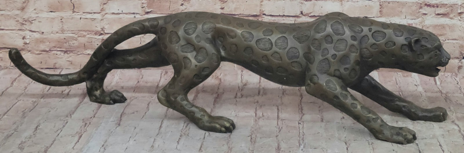 Art Deco Hot Cast Wildlife animal Puma Cheetah Bronze Sculpture Figurine Figure