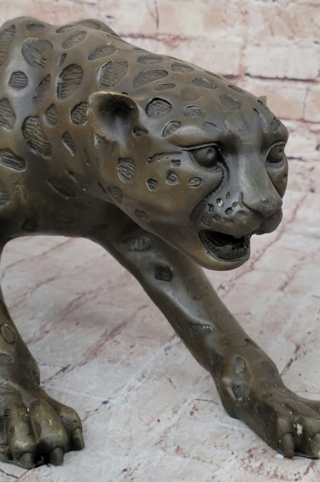 Art Deco Hot Cast Wildlife animal Puma Cheetah Bronze Sculpture Figurine Figure