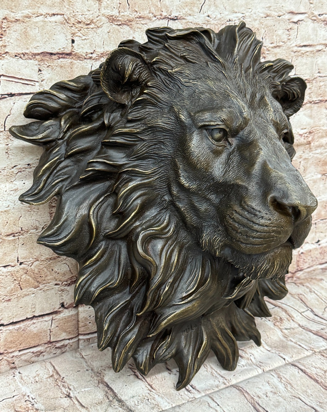 The huge Lion head flat bronze sculpture statue The art hanging wall H"18.1
