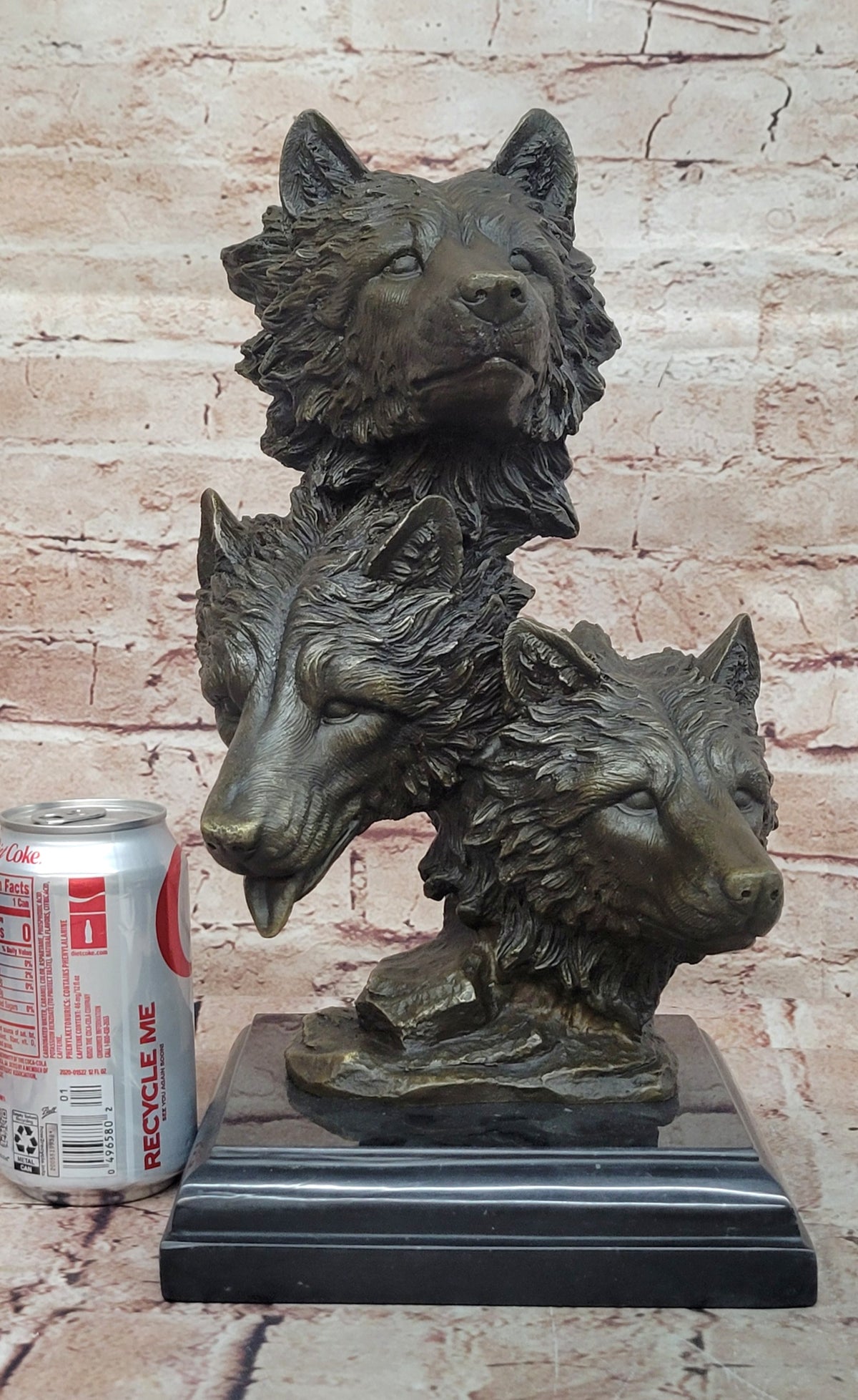 Three wolves head bronze statue wild animal wolf sculpture art home office