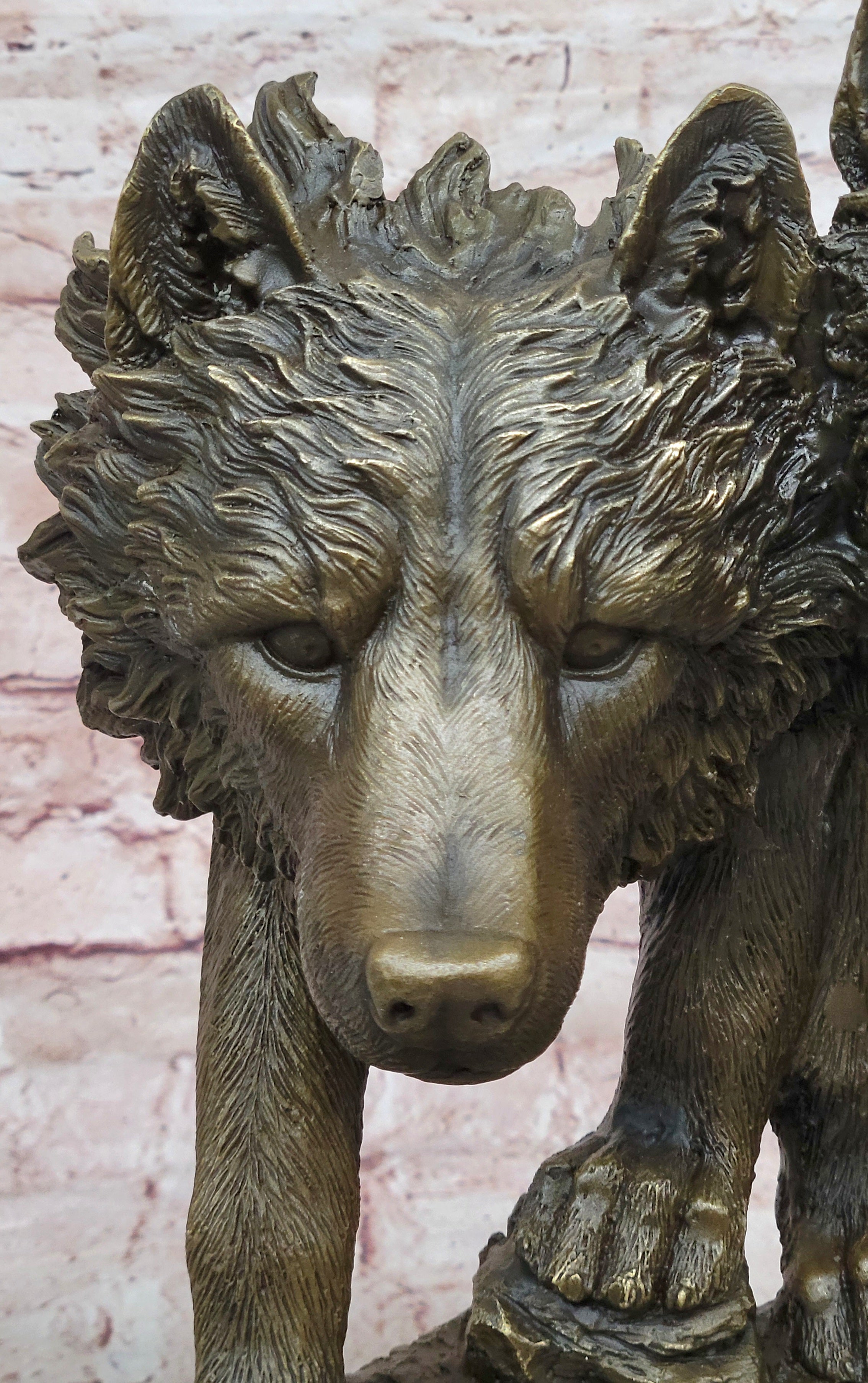 Collectible Bronze Figurine: Two Wolf Wolves Head Bust by Williams Decor