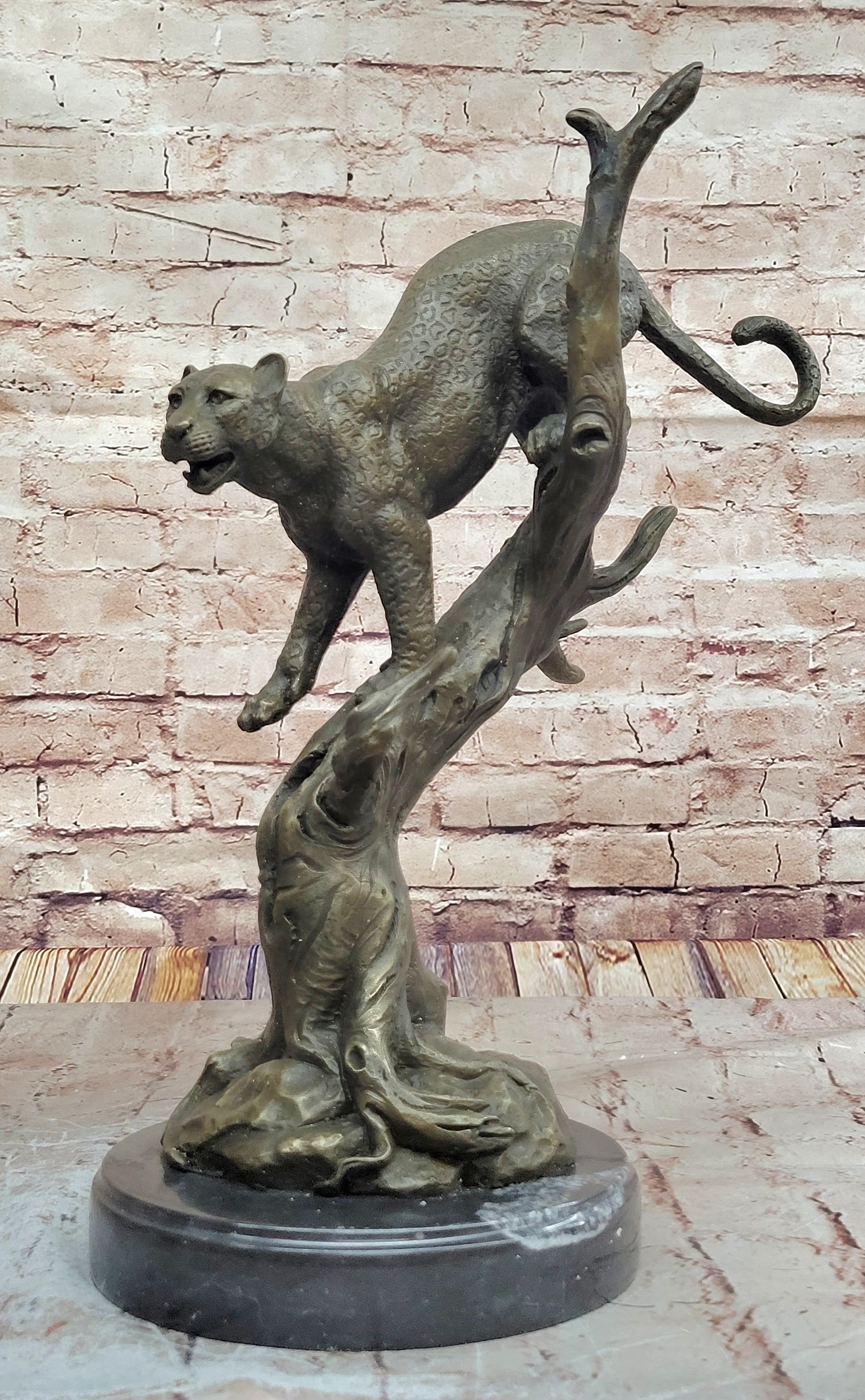 Hand Made Statue Lion Cougar Bobcat Panther Lynx Puma Art Bronze Sculpture decor