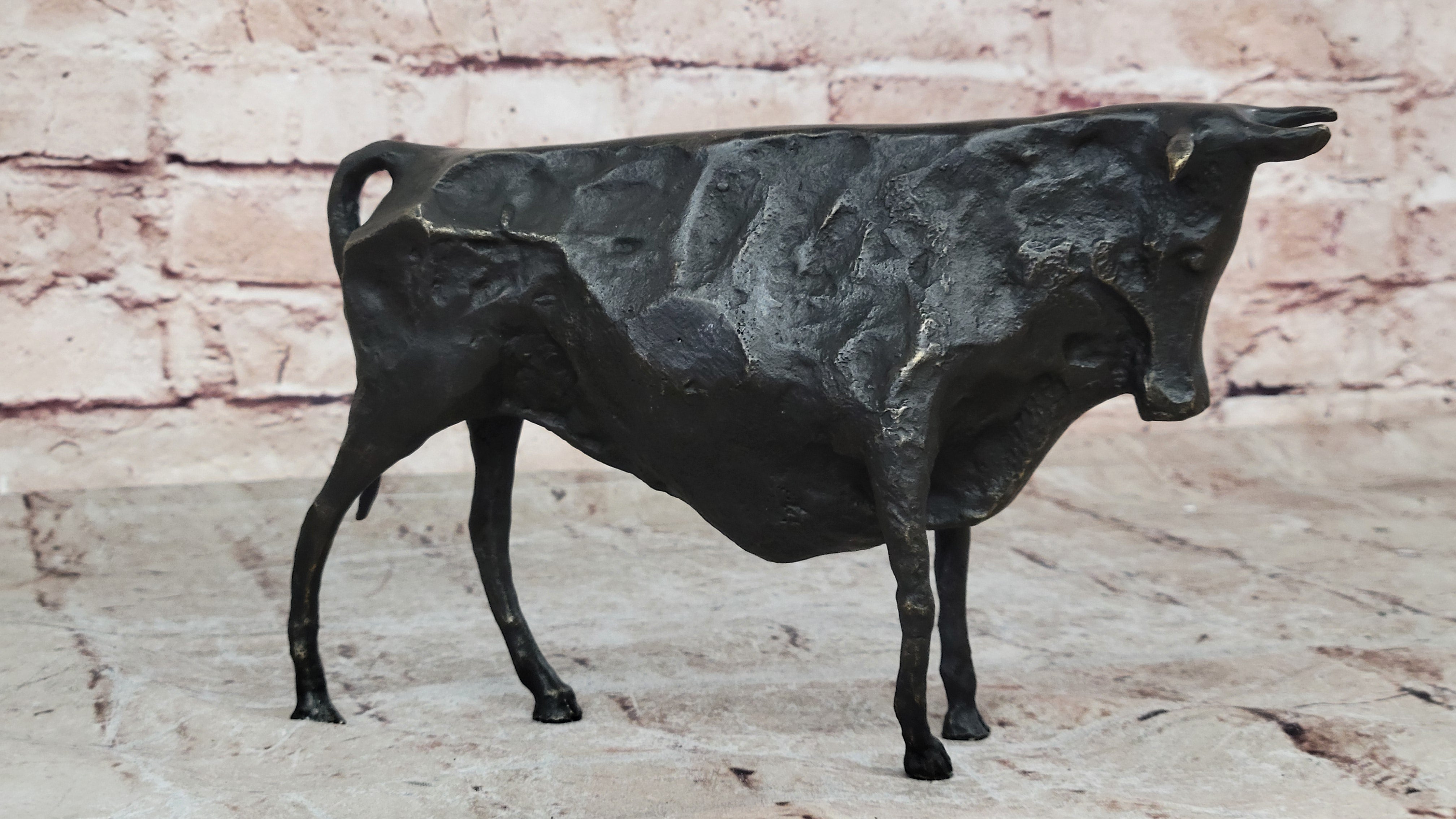 ABSTRACT HOTCAST BRONZE (CUBIST - PICASSO STYLE) BULL STATUE ( SIGNED ) FIGURINE