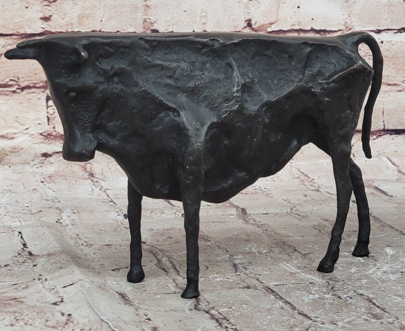 ABSTRACT HOTCAST BRONZE (CUBIST - PICASSO STYLE) BULL STATUE ( SIGNED ) FIGURINE