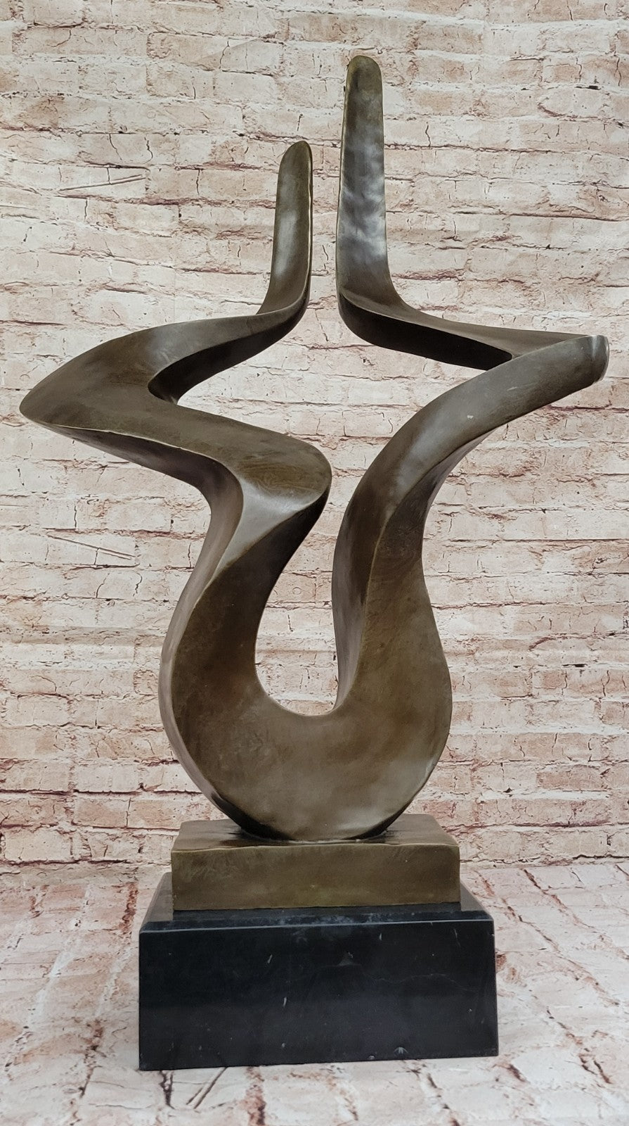 100% Solid Bronze Surrealistic Chic Design Home Office Decoration Figurine Figure