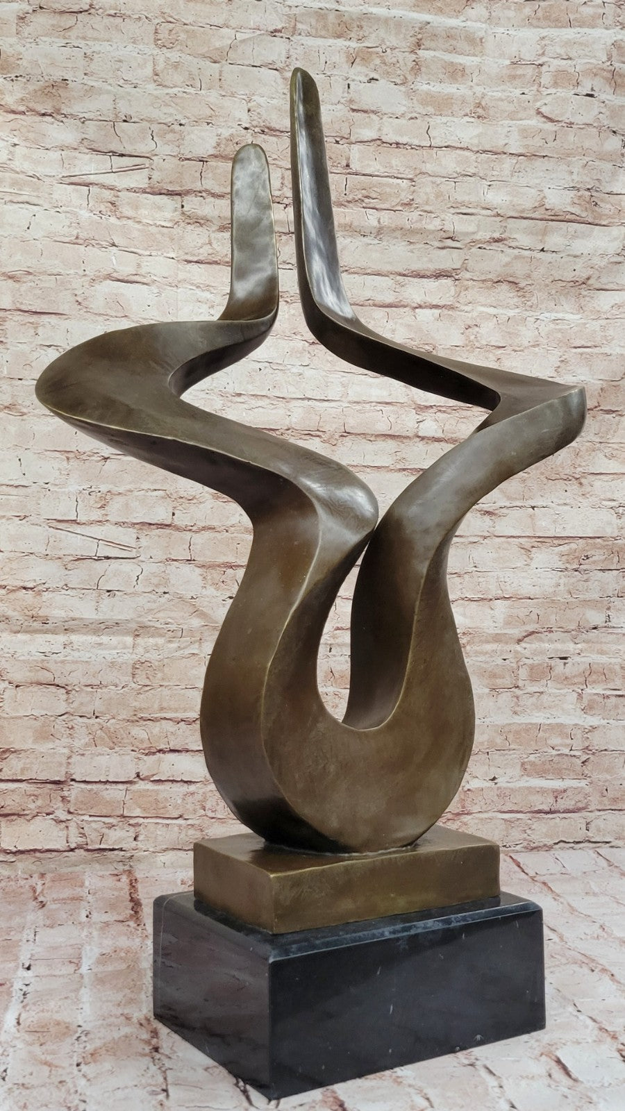 100% Solid Bronze Surrealistic Chic Design Home Office Decoration Figurine Figure