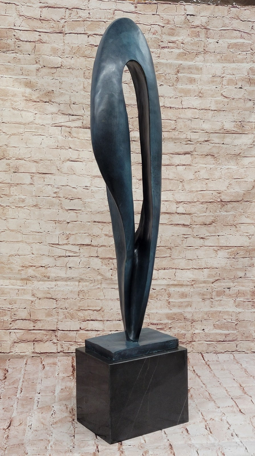 100% Solid Bronze Surrealistic Chic Design Home Office Decoration Figurine Figure