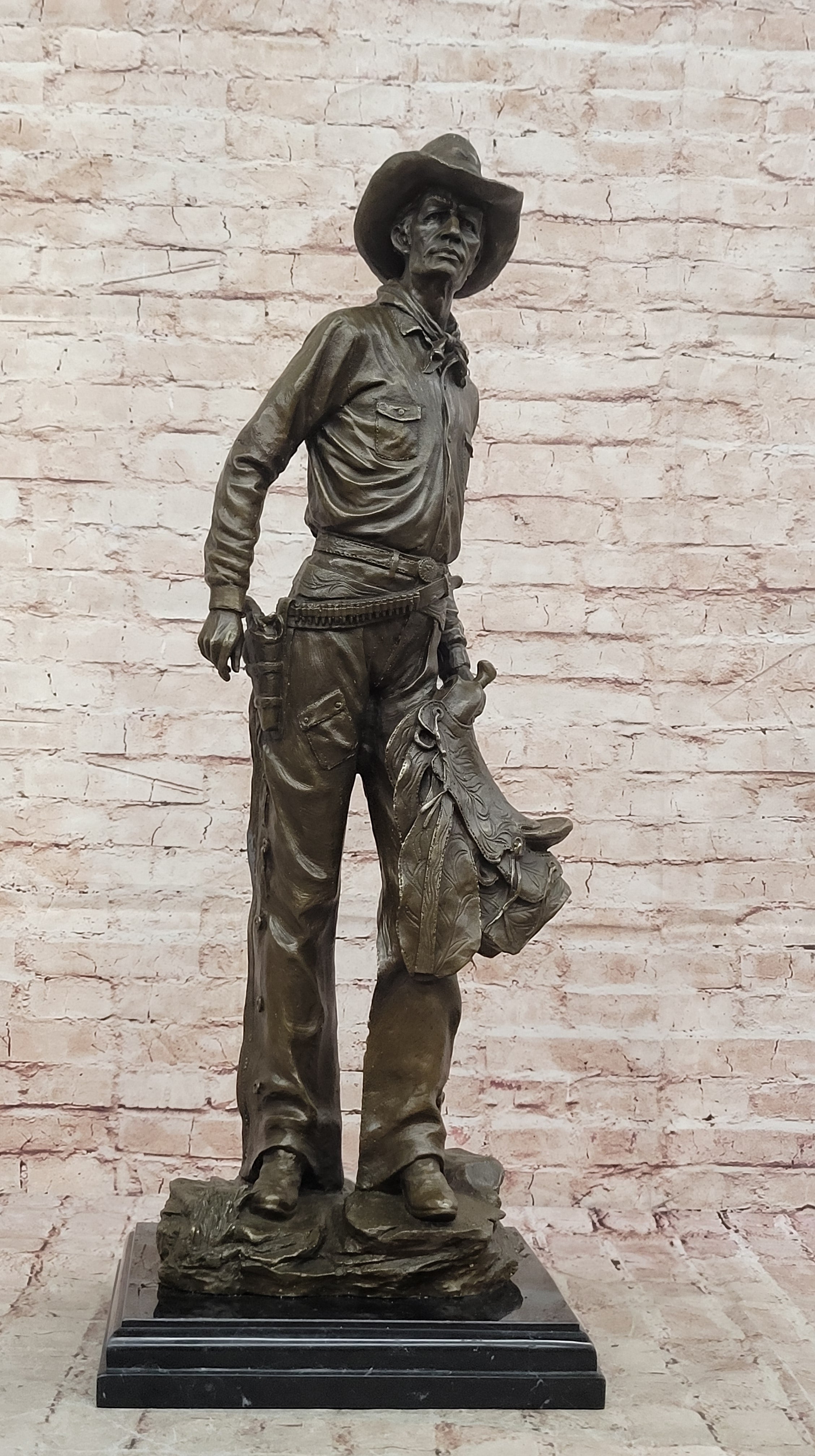 74 LBS Extra Large Cowboy Western Old West Hollywood Memorabilia Bronze