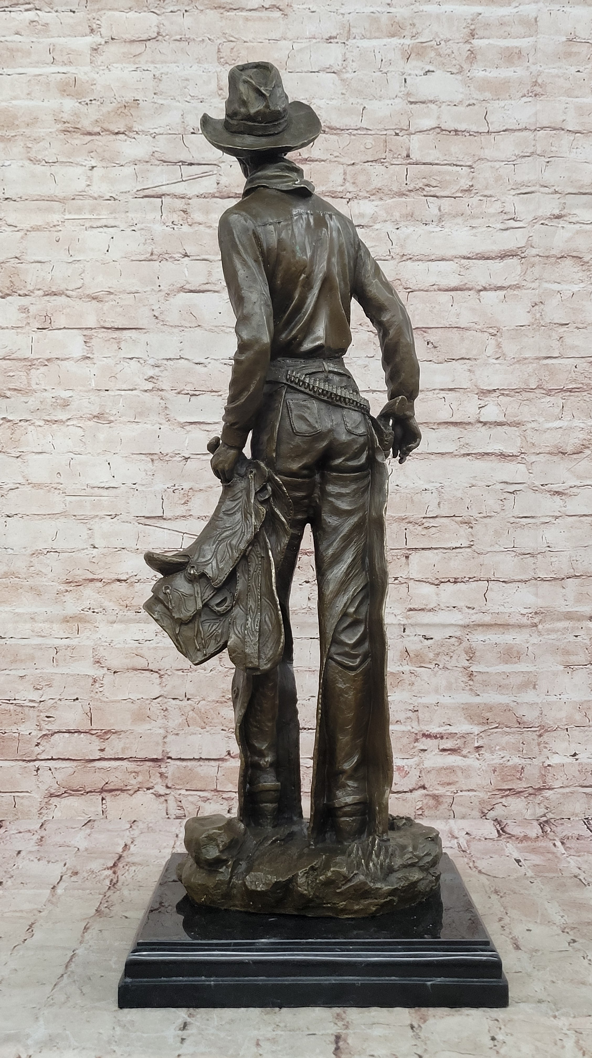 74 LBS Extra Large Cowboy Western Old West Hollywood Memorabilia Bronze