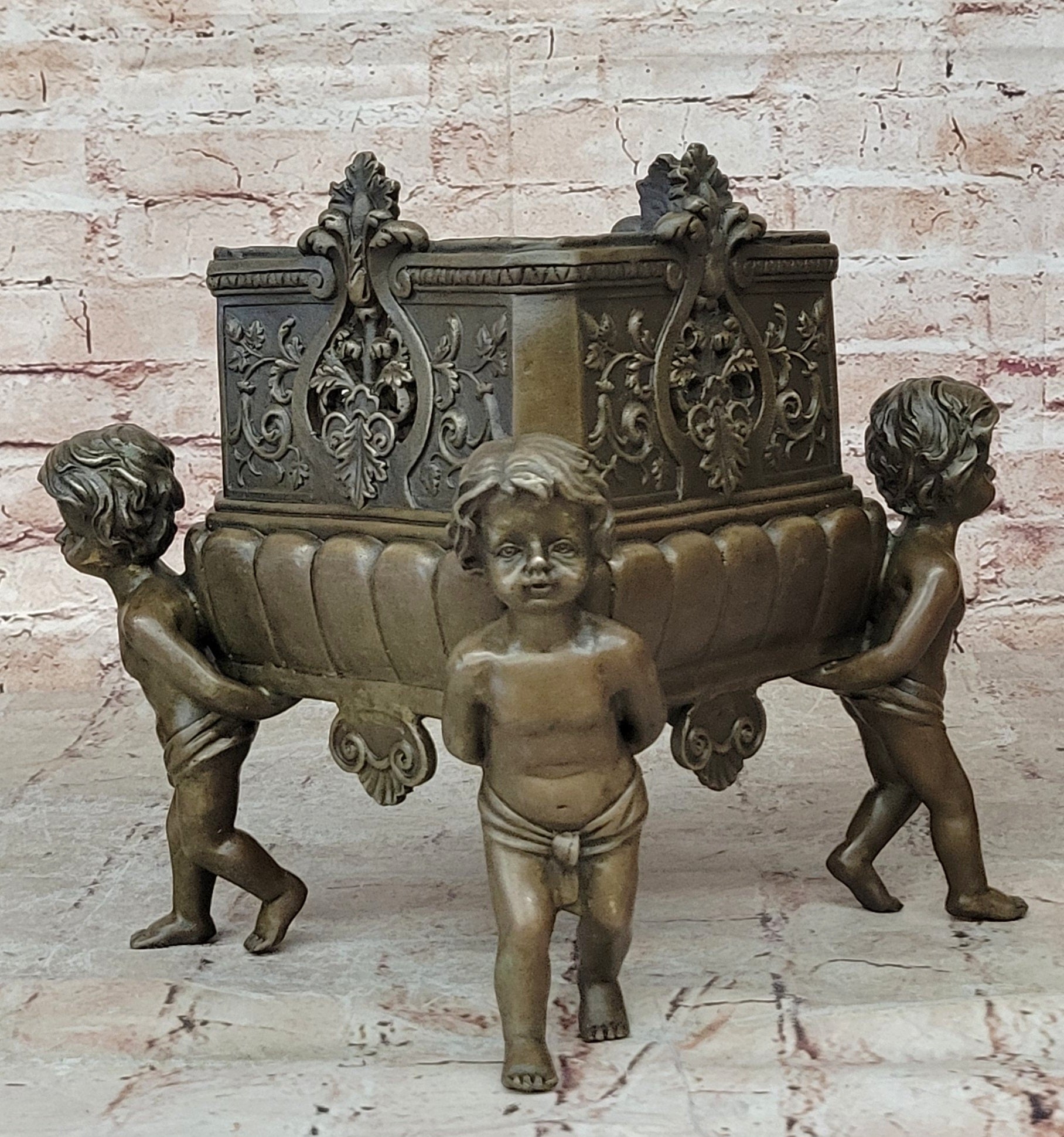 Handcrafted bronze sculpture SALE Che Joseph By Planter Puti Boy Identical Four