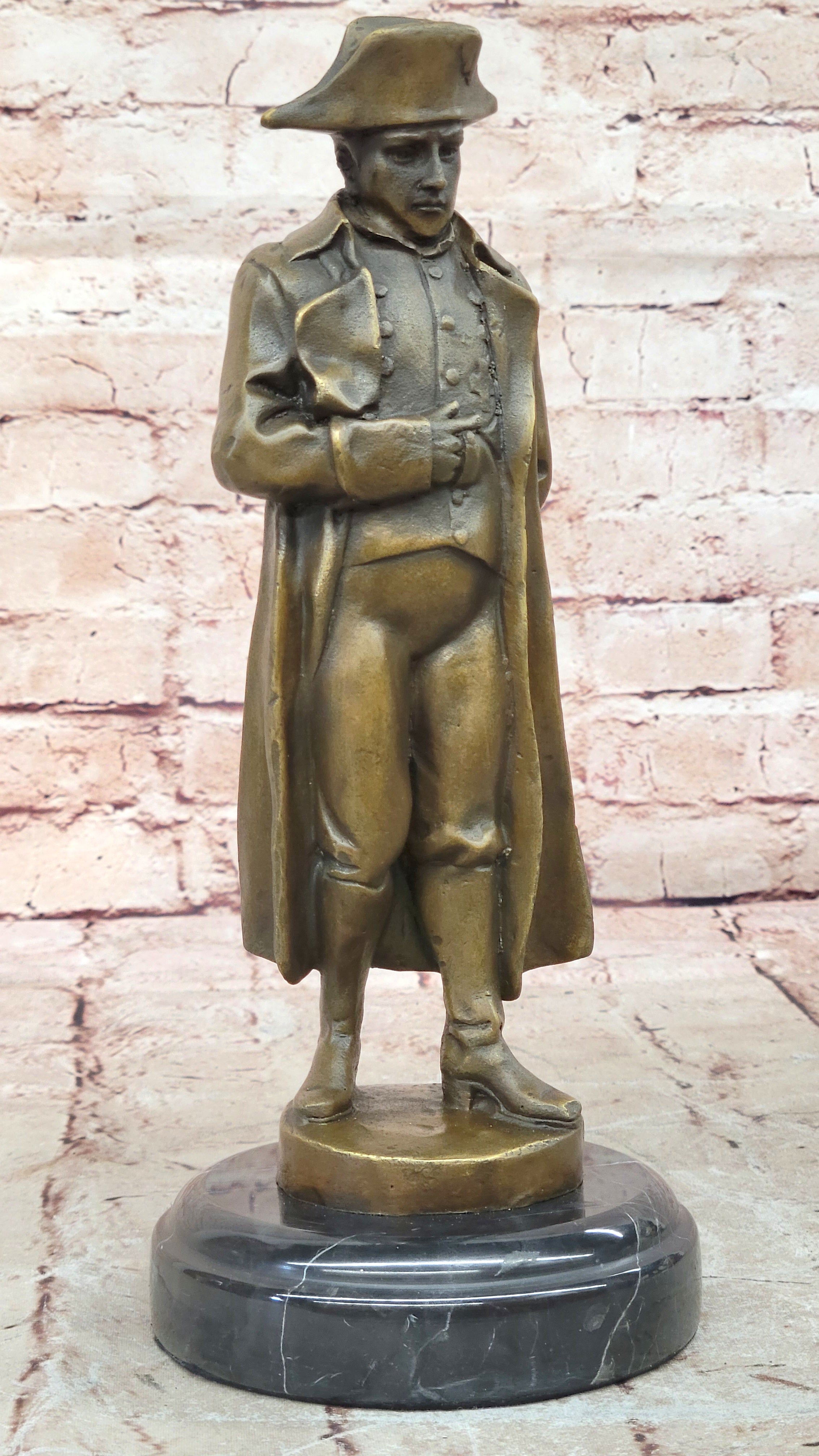 Handcrafted bronze sculpture military Soldier French Napoleon Bonaparte Sale