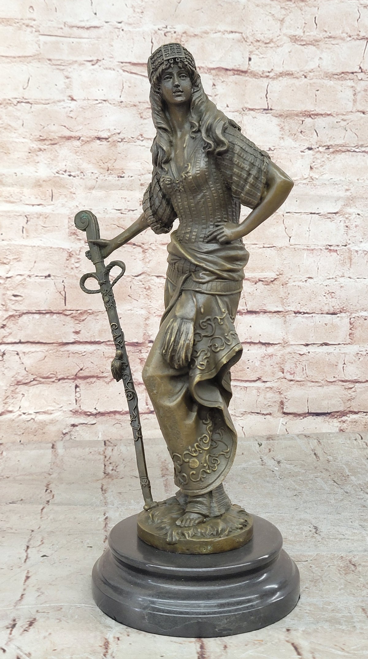 Collectible Hand Crafted Islamic Princess Hot Cast Bronze Sculpture Figurine Art