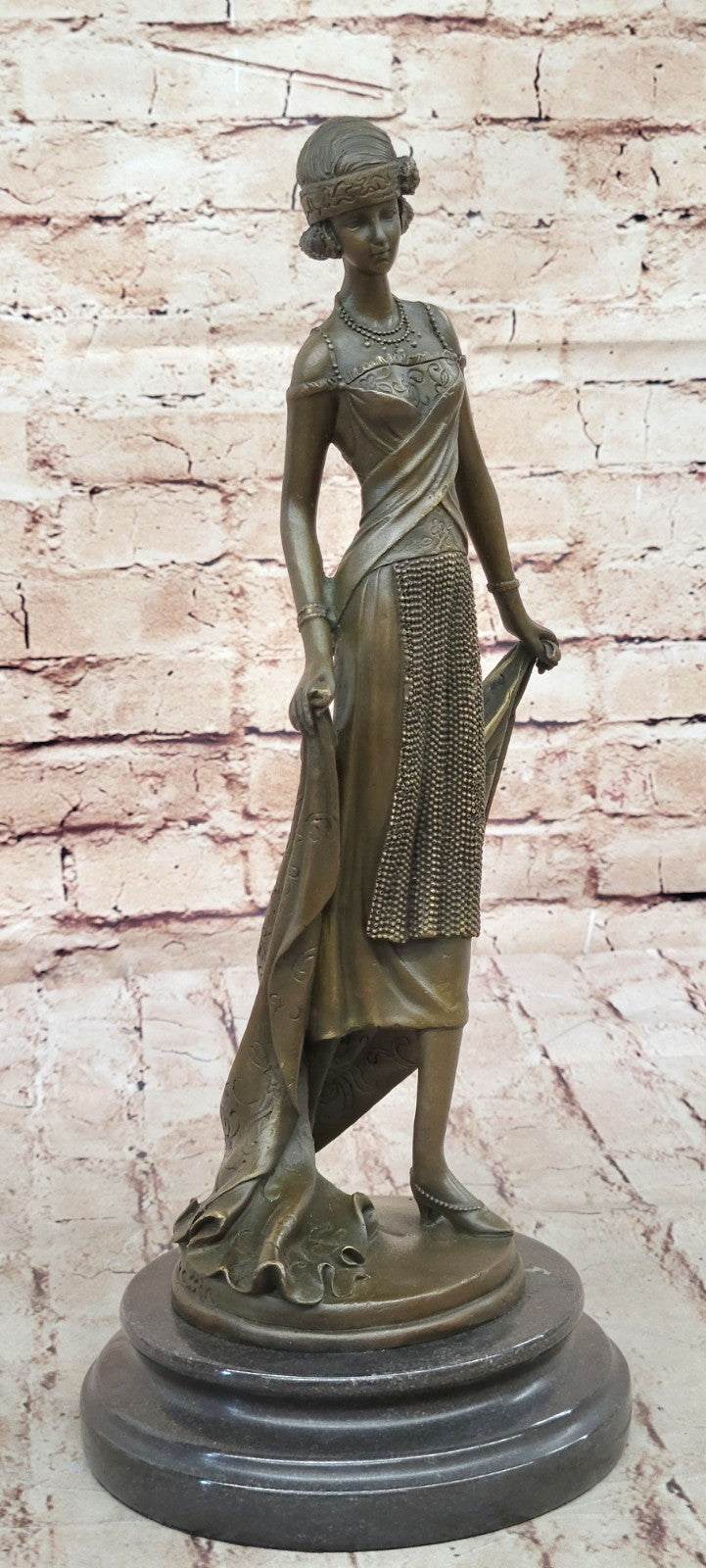 Art Nouveau Sexy Woman wearing Jewelry Very Detailed Bronze Sculpture Decor Sal