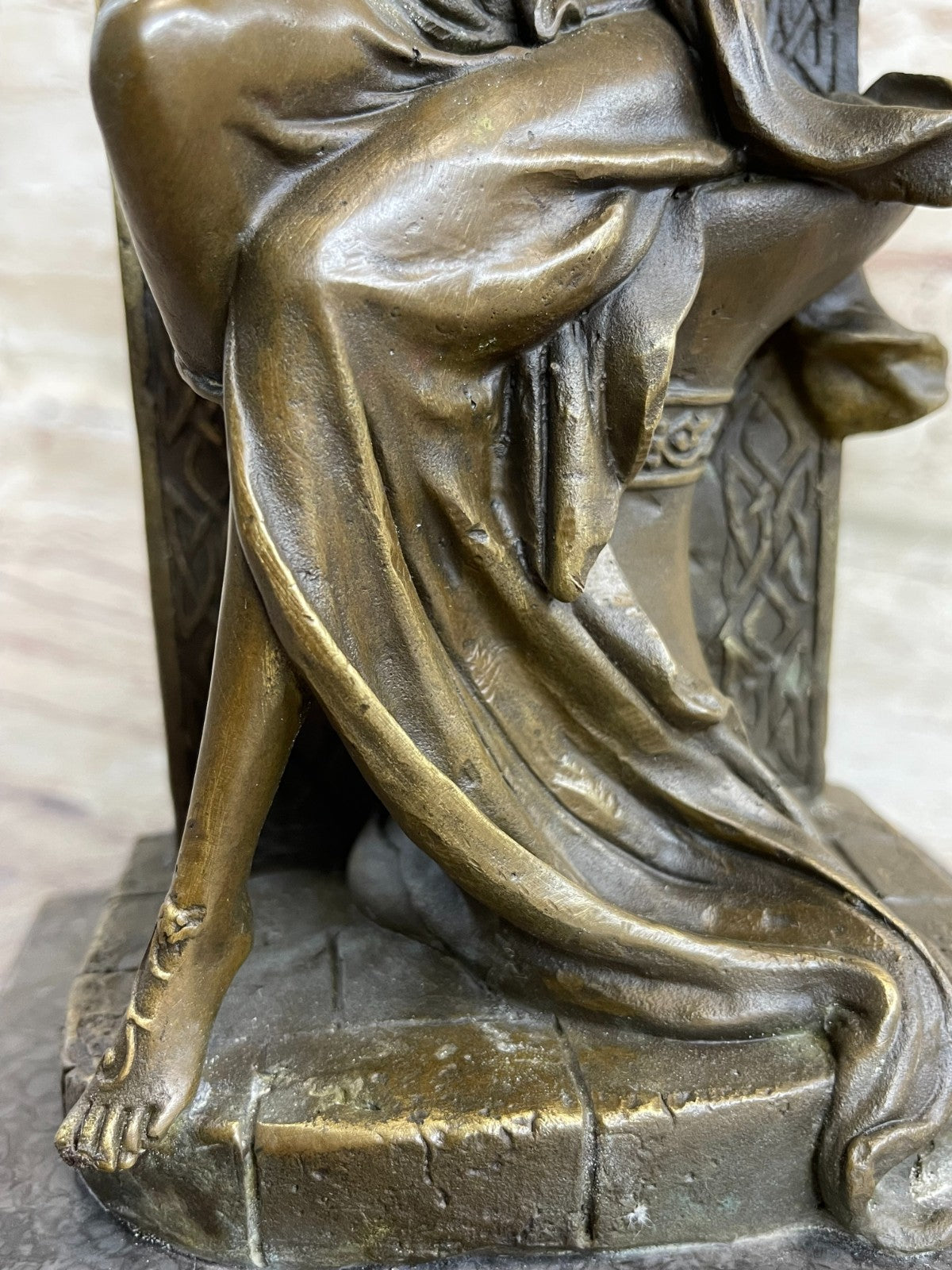 Bronze Hand Made Statue Statute A girl Holding Dragon Figurine Home Decoration