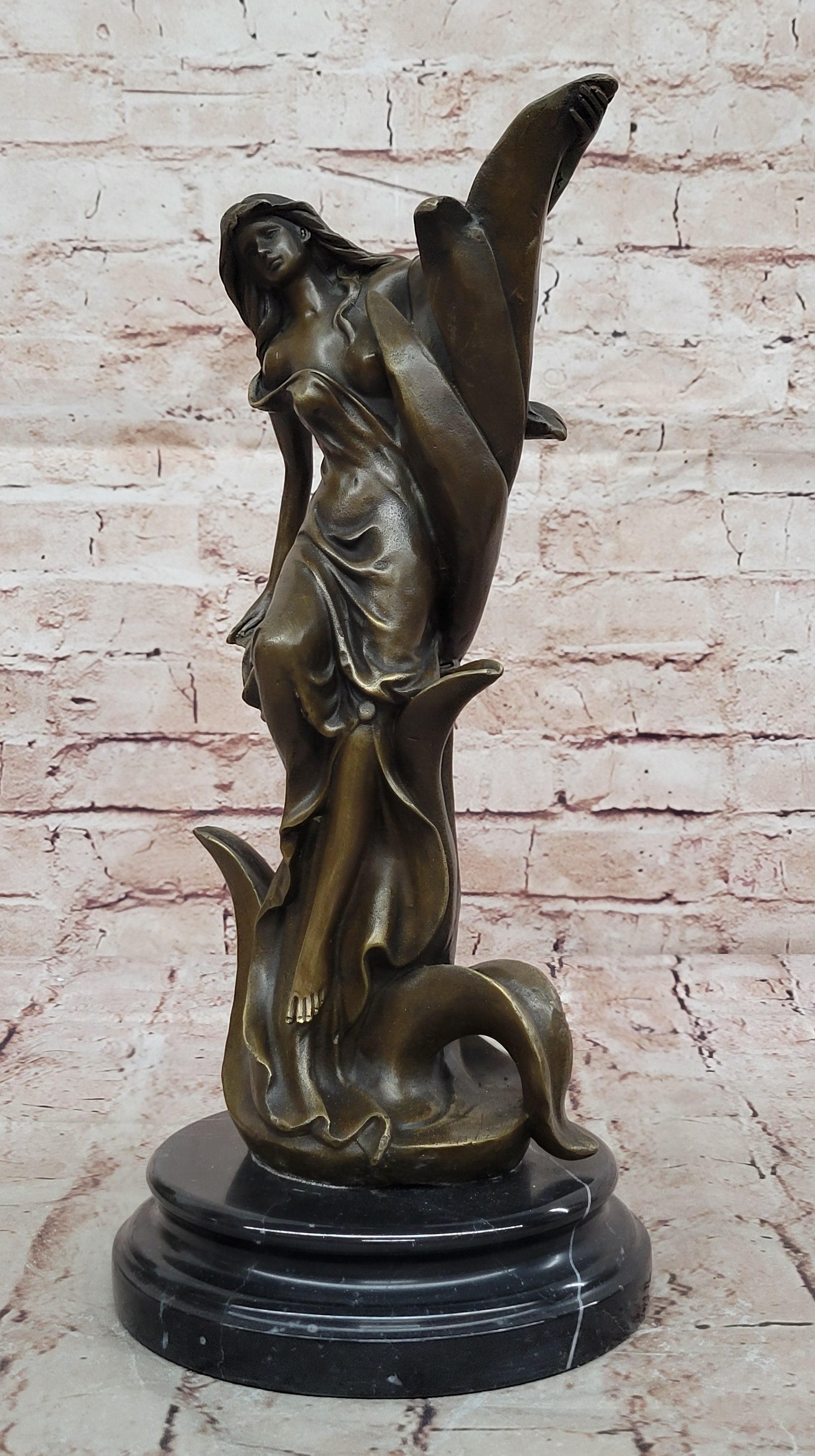 Venus Goddess Bronze Sculpture with Lily – Signed Art Nouveau Figurine, Collectible