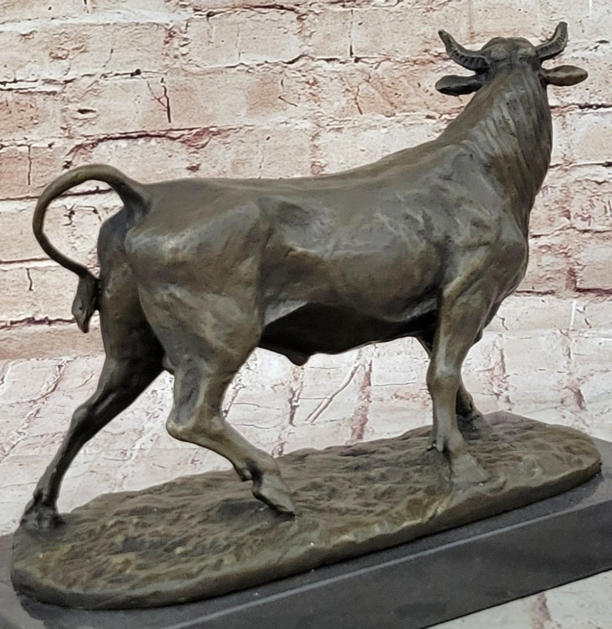 Western Art Decor Copper Bronze Sculpture Cattle Bull Ox Cow Statue Figurine