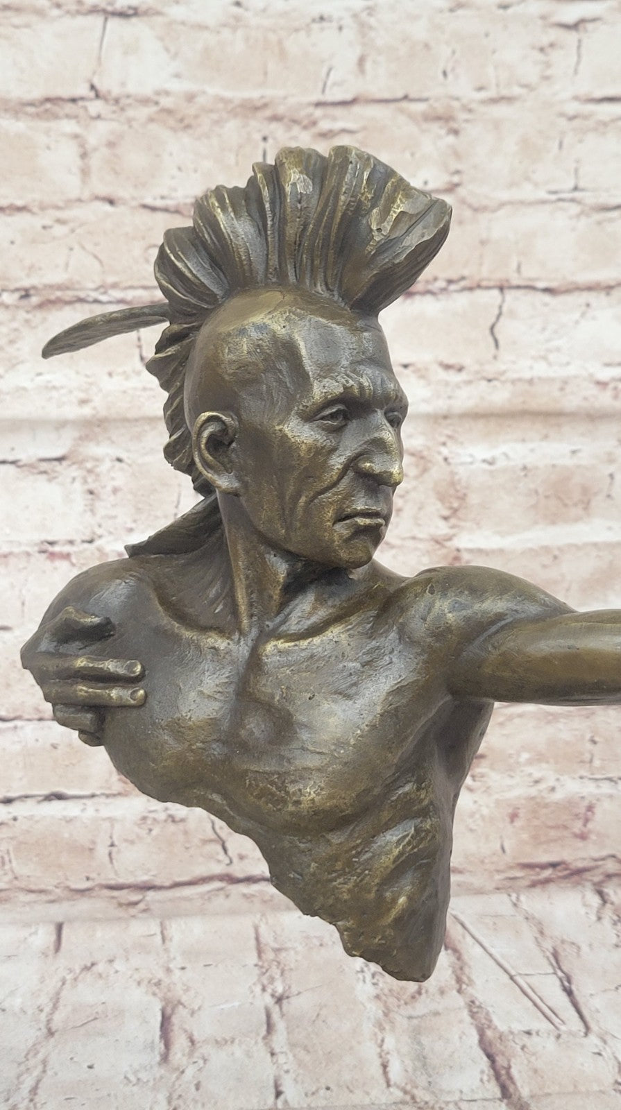 BRONZE MOHAWK CHIEF SCULPTURE STATUE ARROW BOW INDIAN CHIEF SCOUT WARRIOR SALE