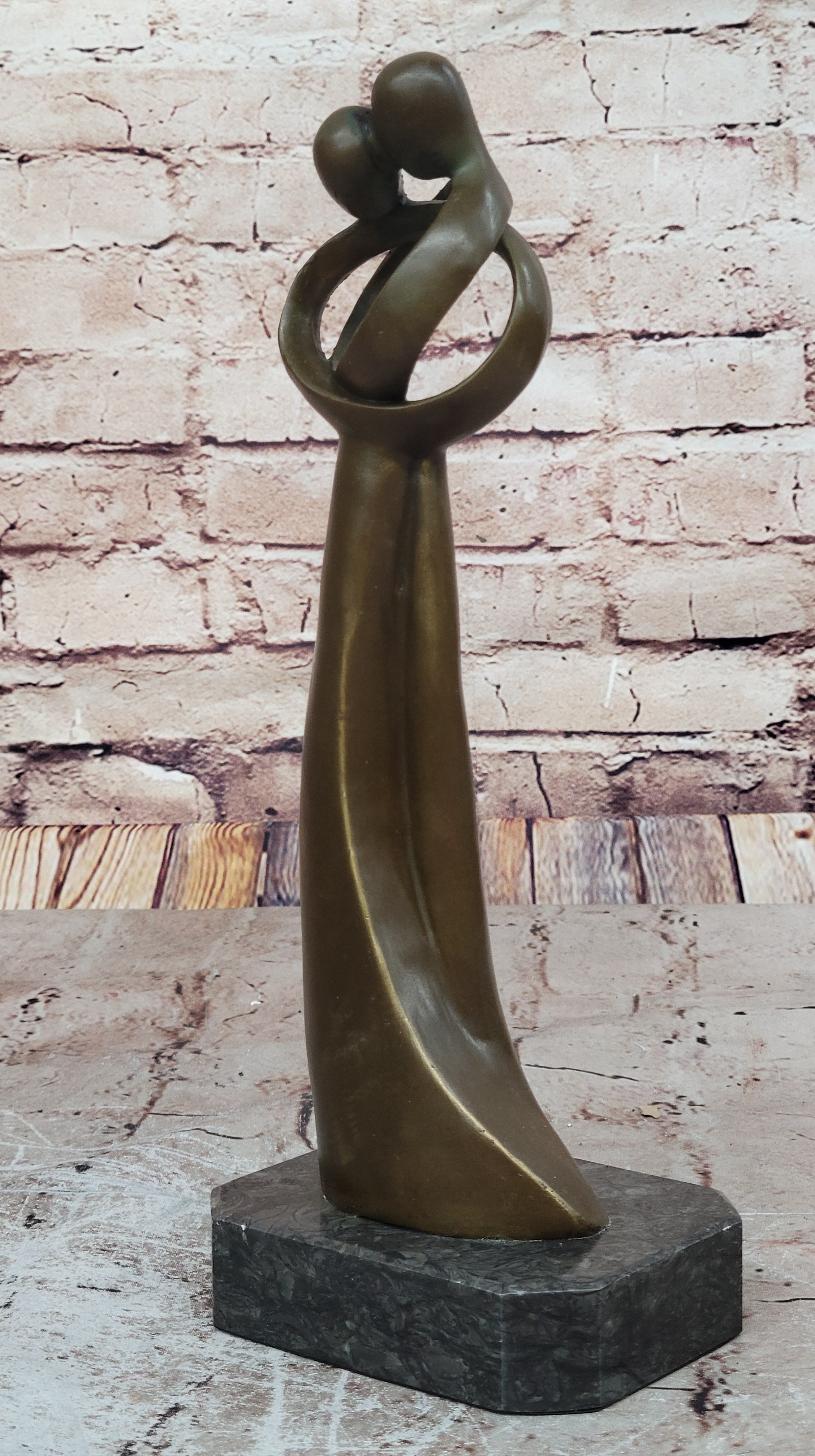 SIGNED VALENTINE DAY COUPLE BRONZE SCULPTURE STATUE ON MARBLE BASE HOT CAST SALE