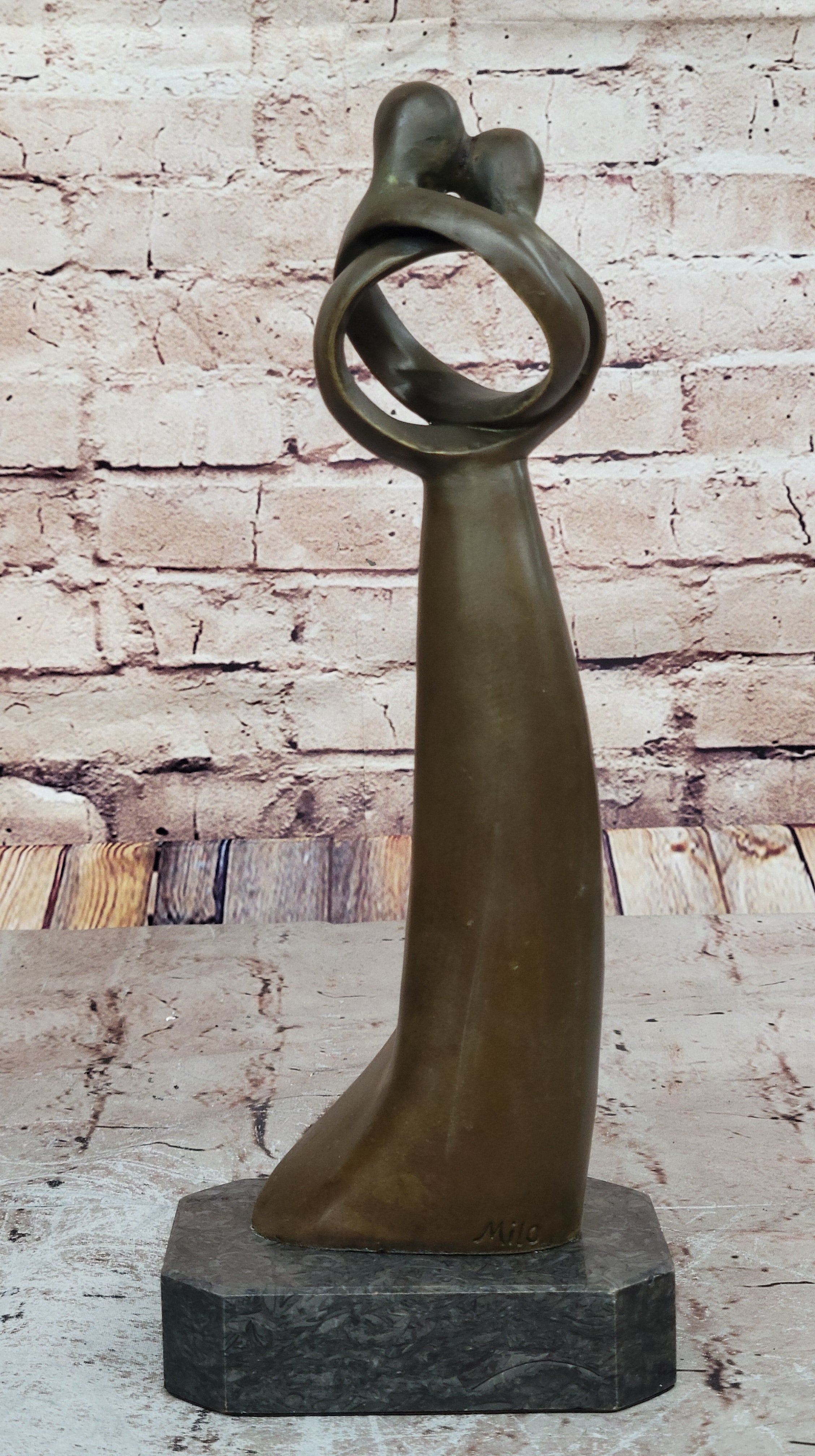 SIGNED VALENTINE DAY COUPLE BRONZE SCULPTURE STATUE ON MARBLE BASE HOT CAST SALE